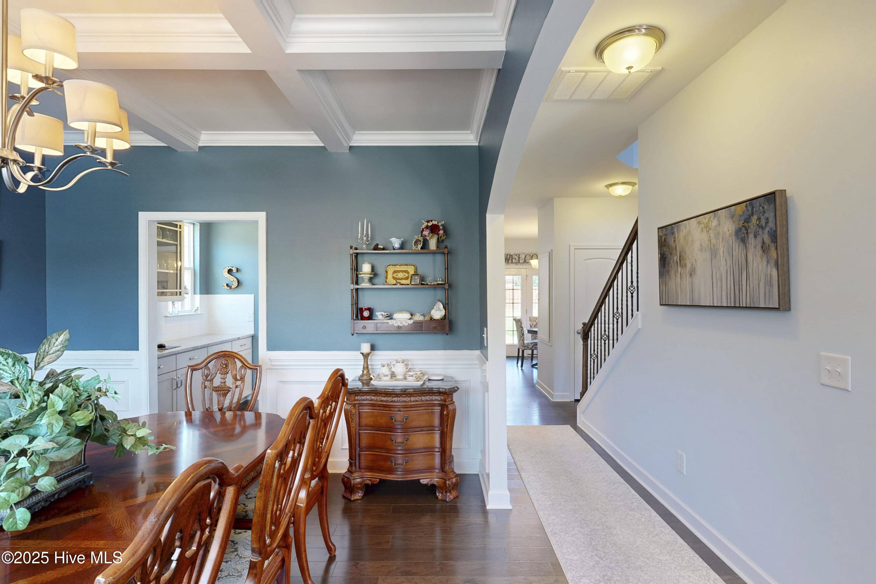 100509634 | Photo 19