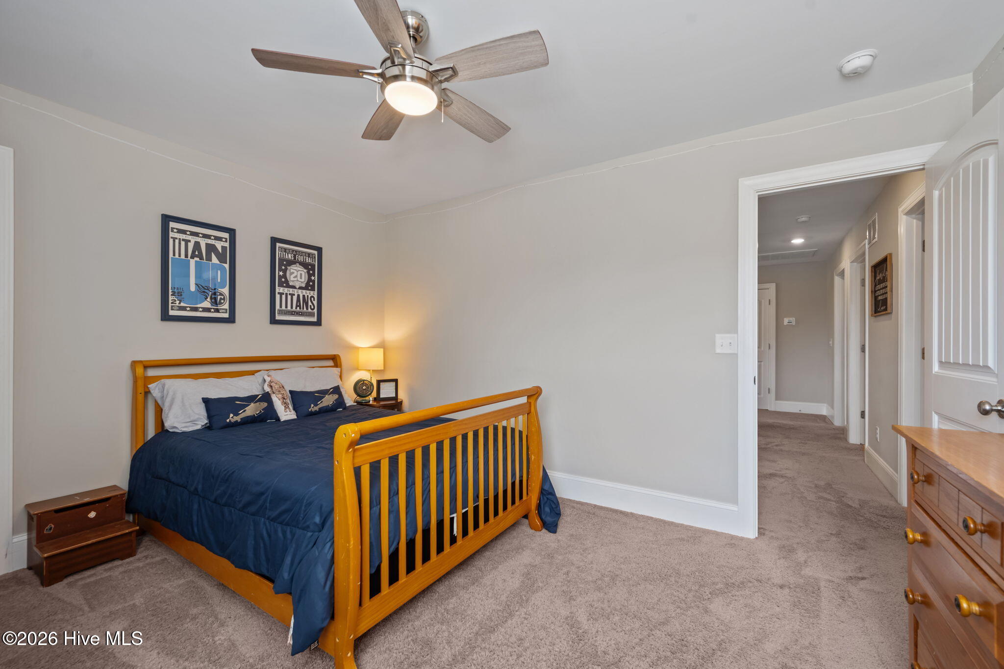 100564361 | Photo 42