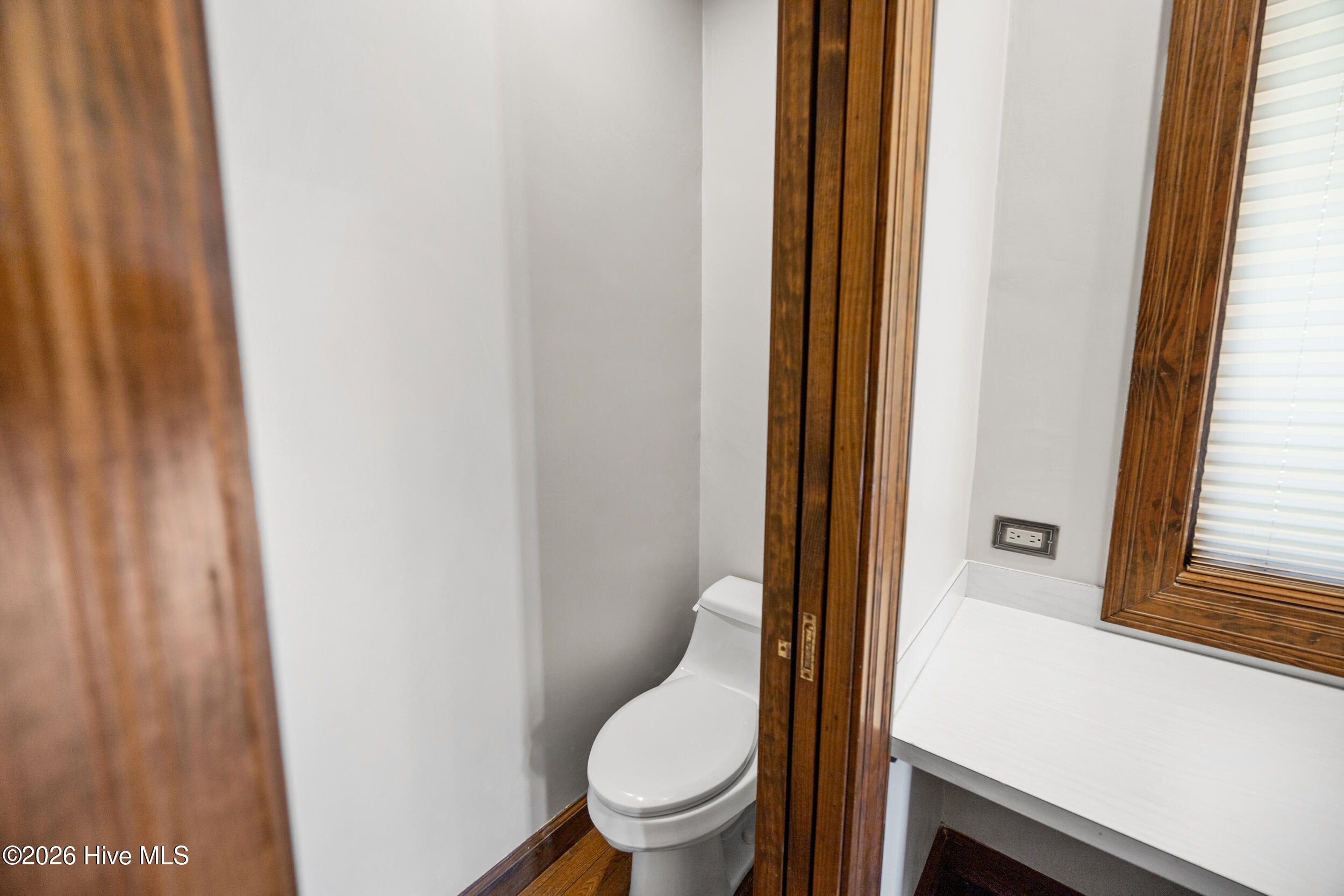 023 ccd 260504 1st flr bdr 1 wc