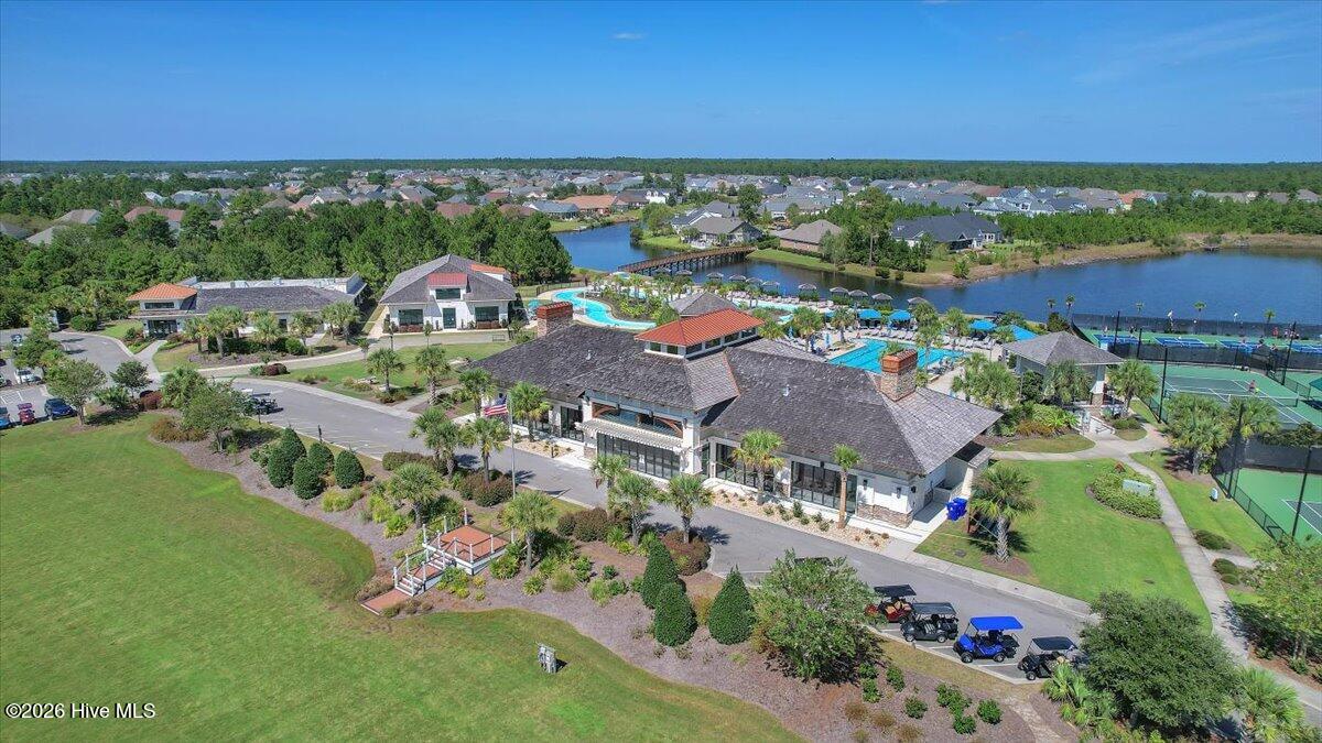 100552703 | Photo 58