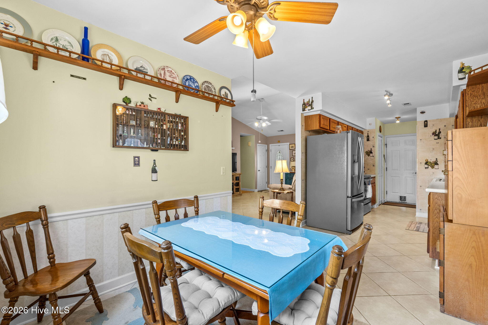 100568213 | Photo 13