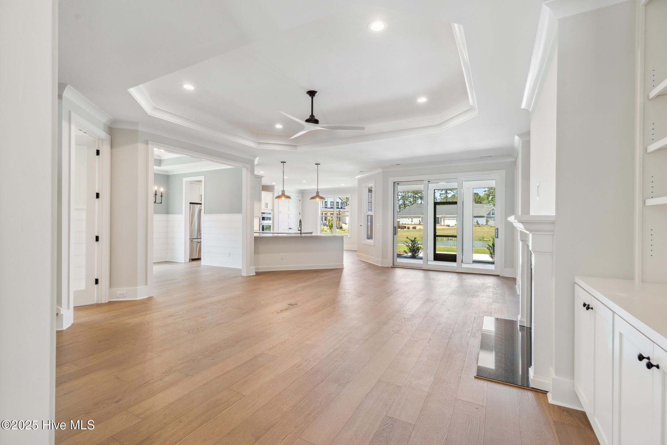 100461244 | Photo 12