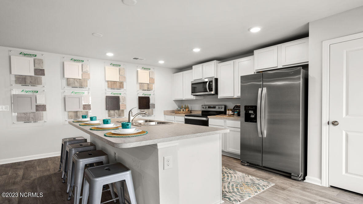 100515426 | Photo 25