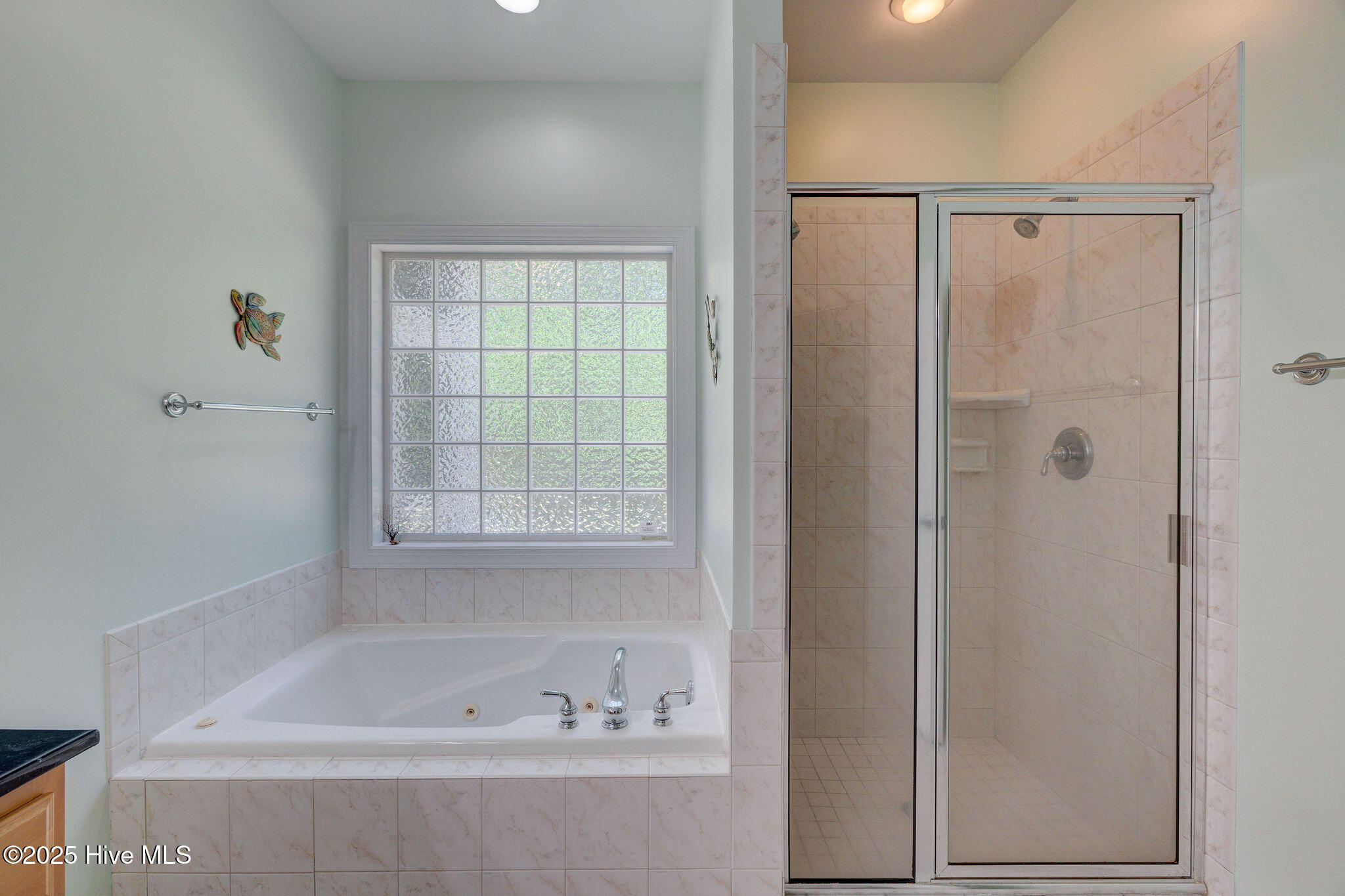 5500 N Warrendale Court, Wilmington, NC 28409 – photo 12: 5500WarrendaleCourtNorth-34