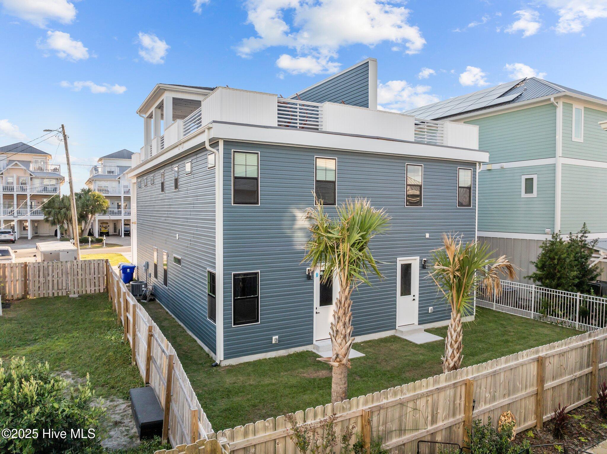 100537870 | Photo 67