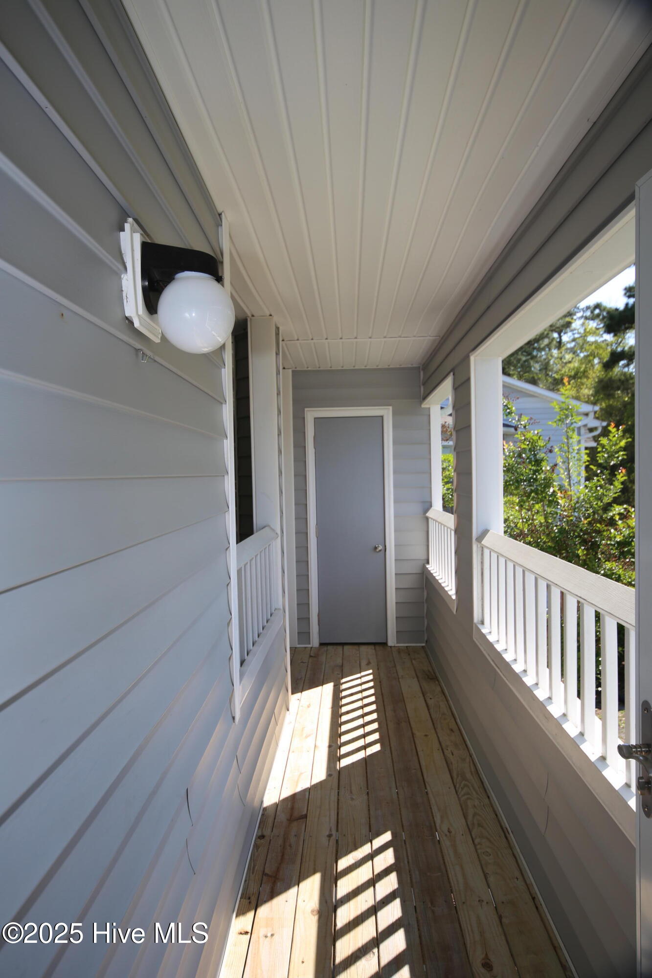 100543533 | Photo 17