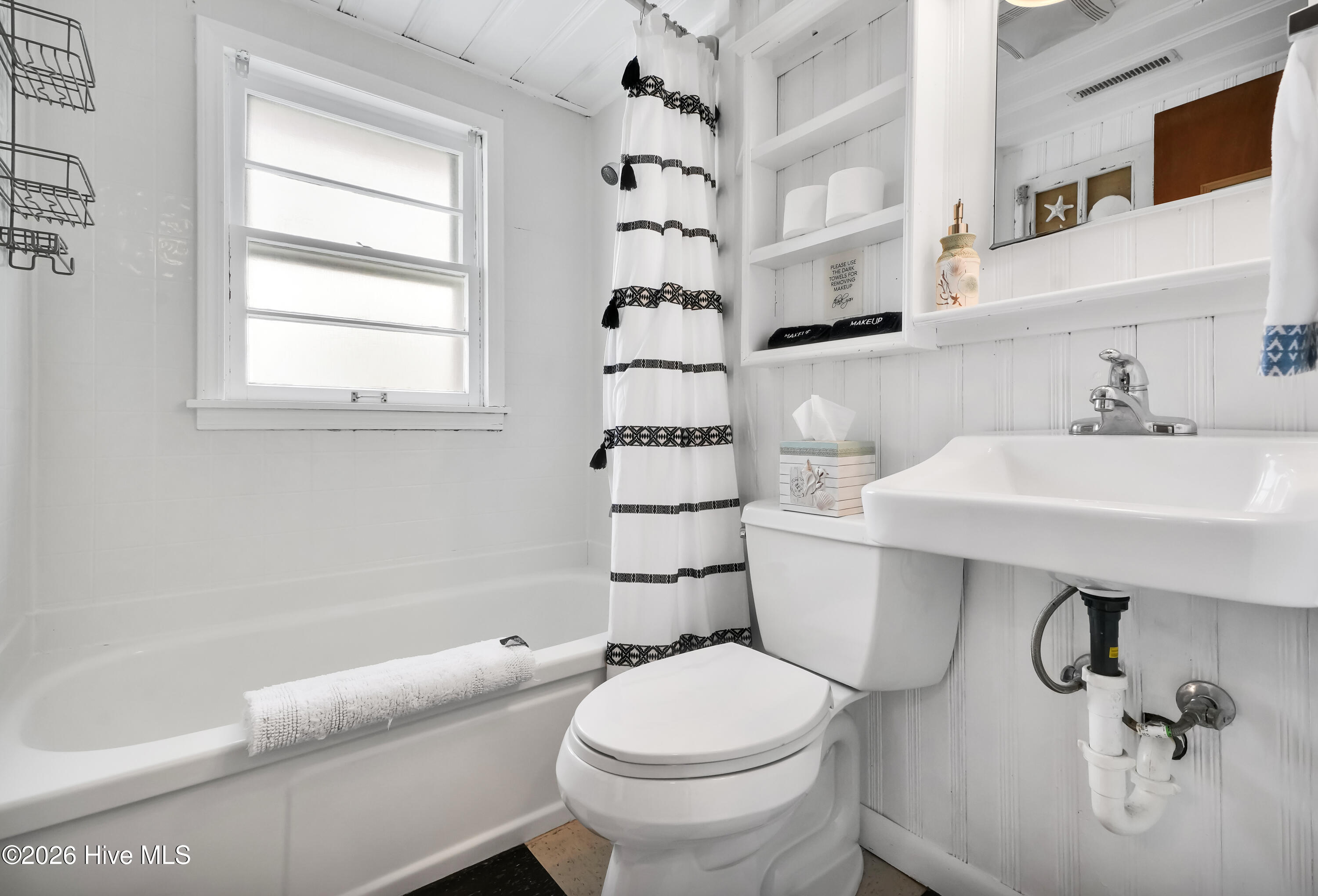 100552516 | Photo 22