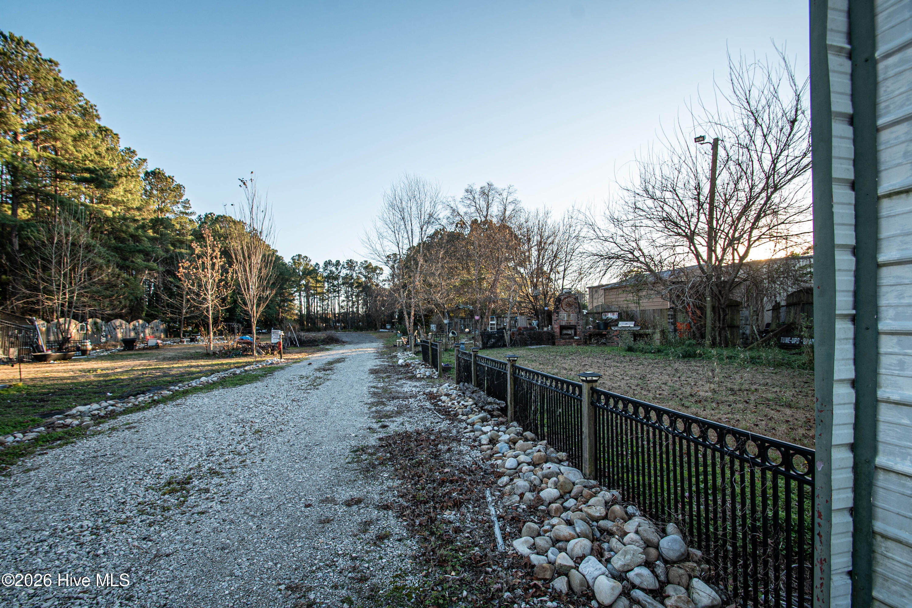 100554642 | Photo 37