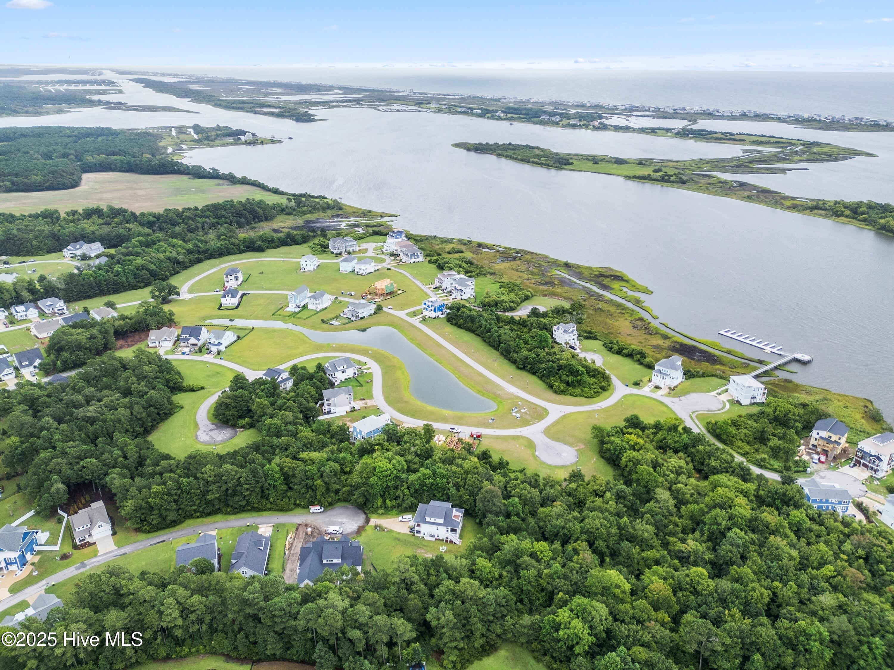 100524767 | Photo 11