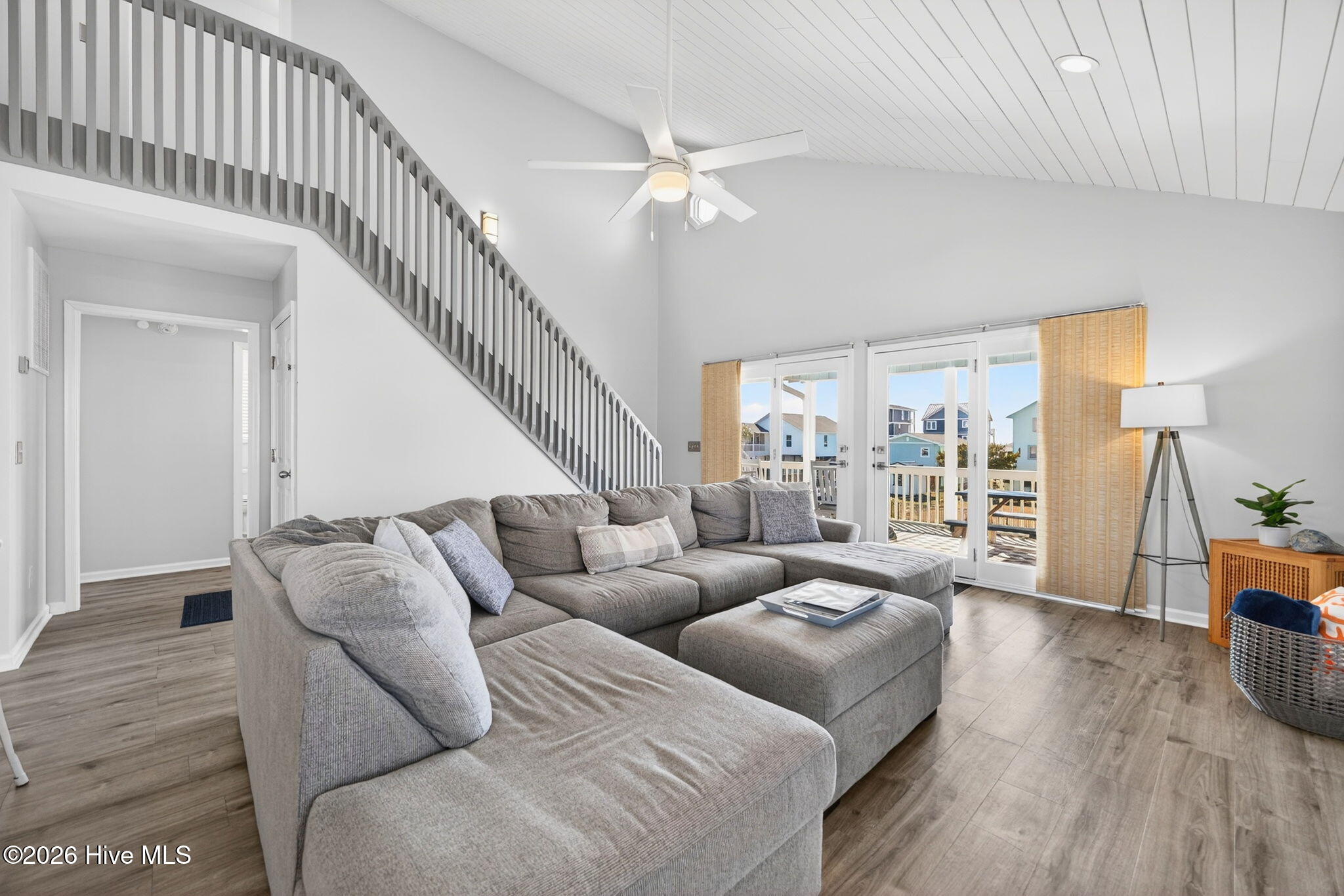 100556711 | Photo 14