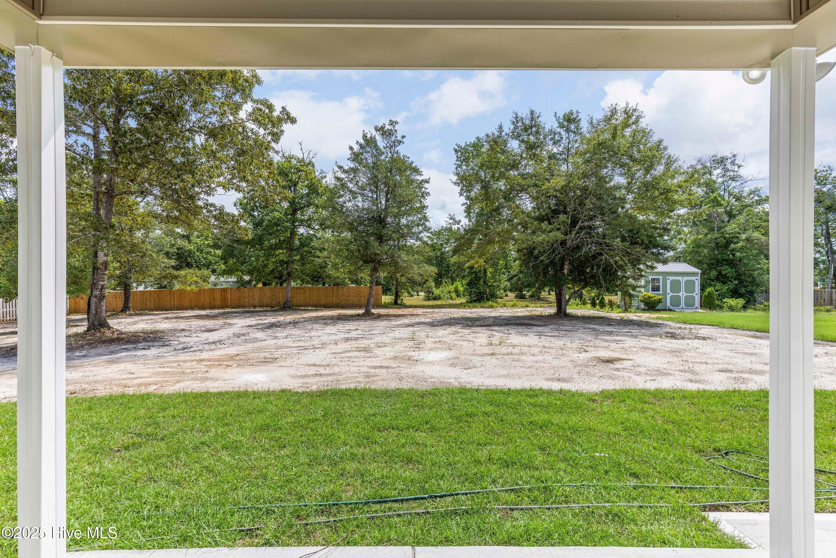 100545595 | Photo 50