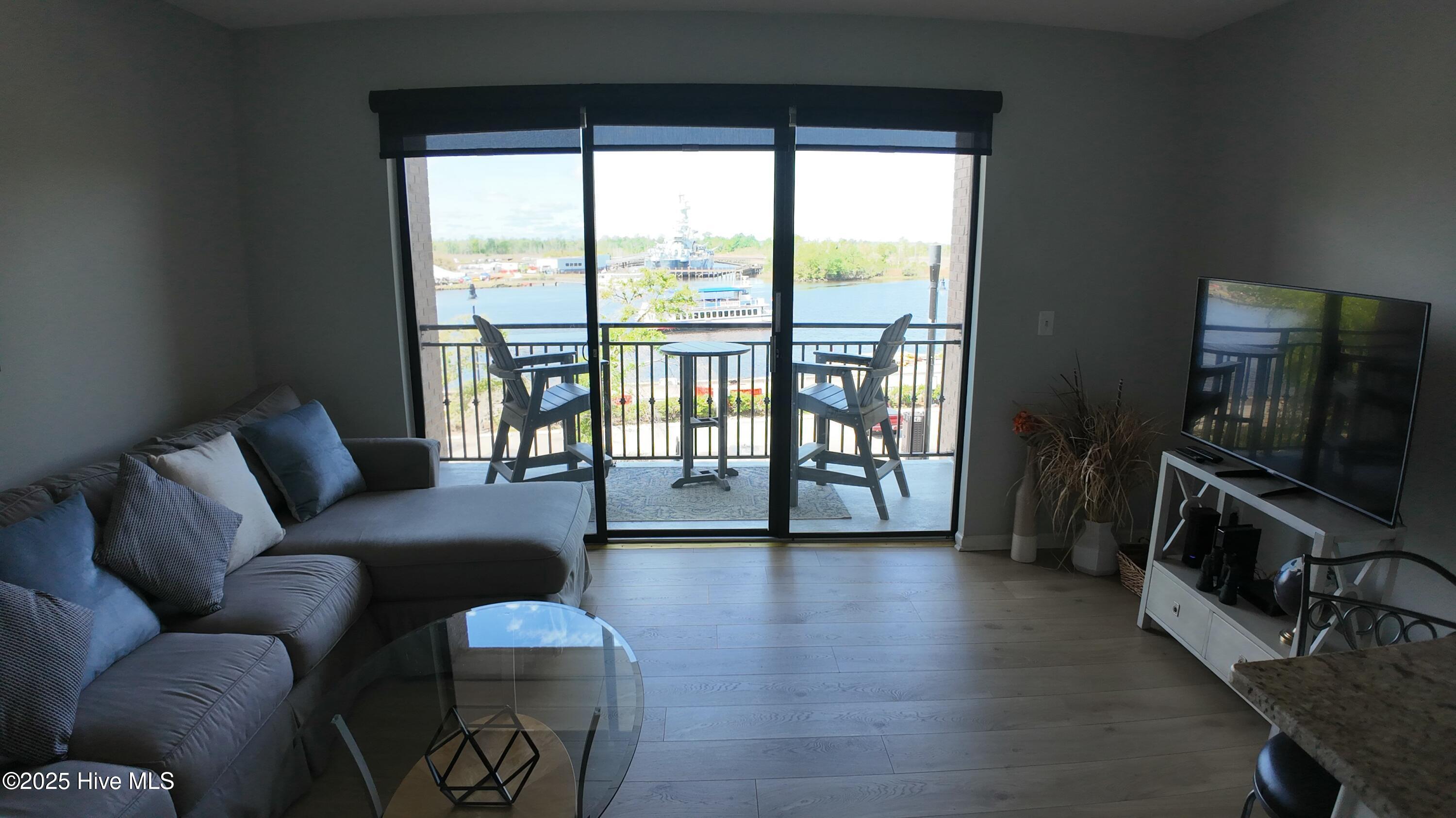 100500705 | Photo 28