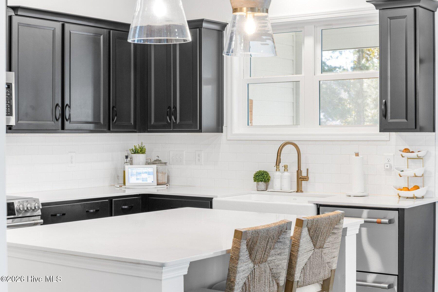 100547333 | Photo 20