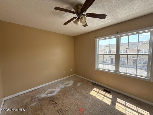 100566973 | Photo 11