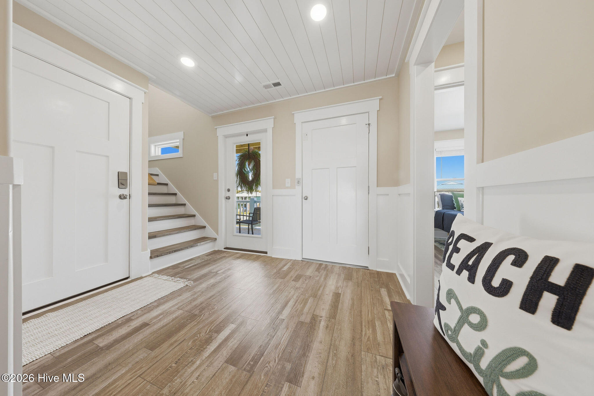 100559118 | Photo 67