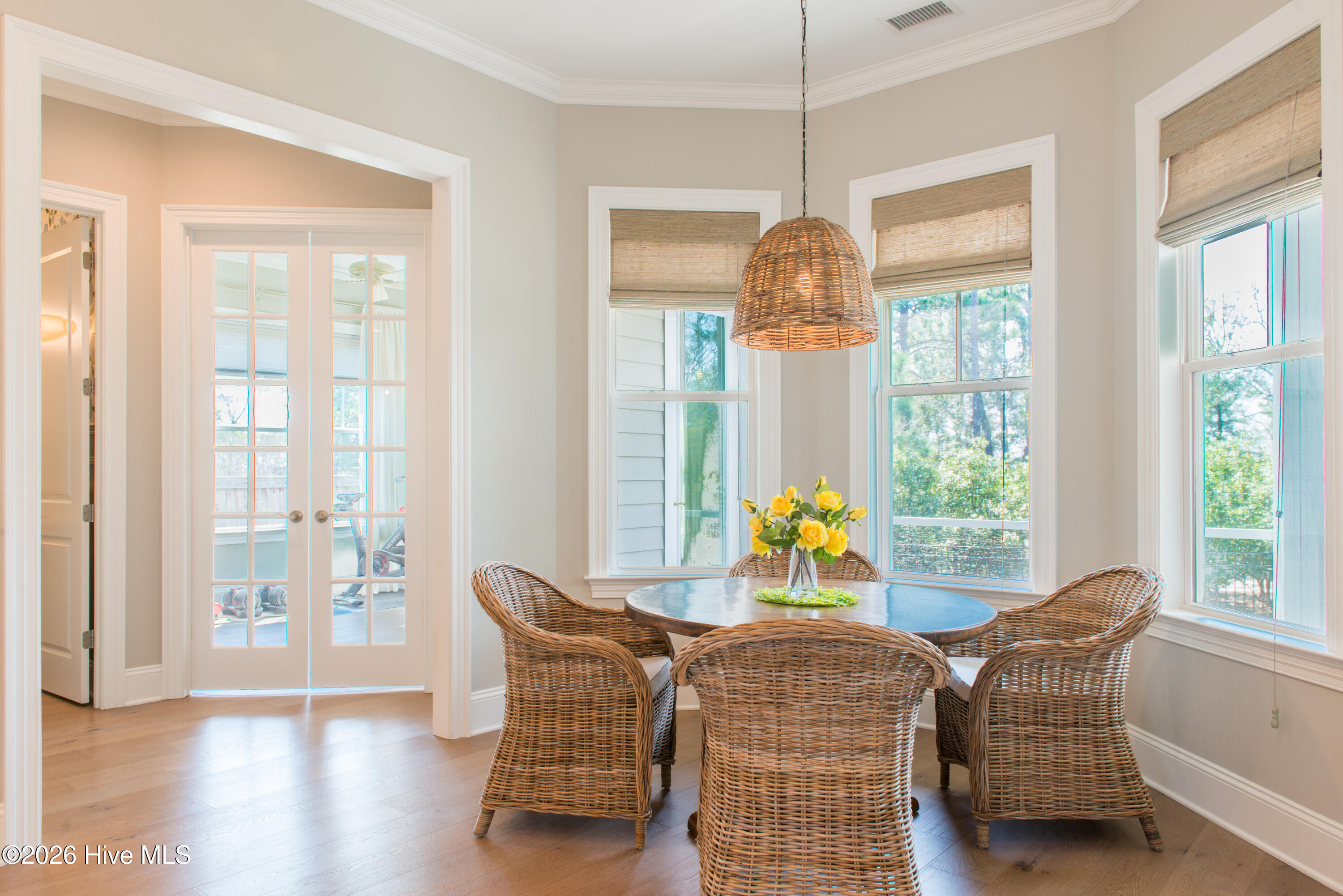 100560299 | Photo 27