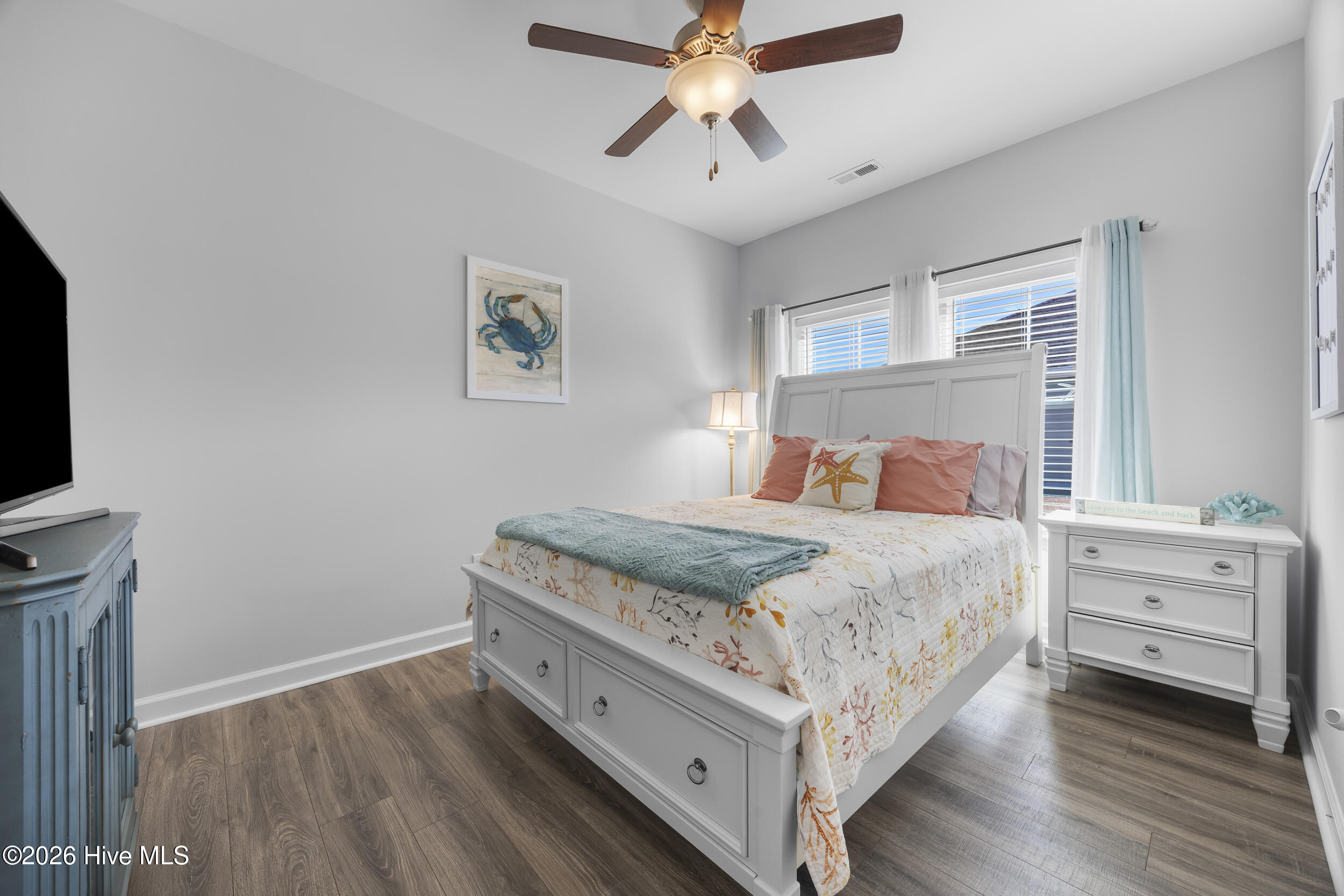 100551713 | Photo 28