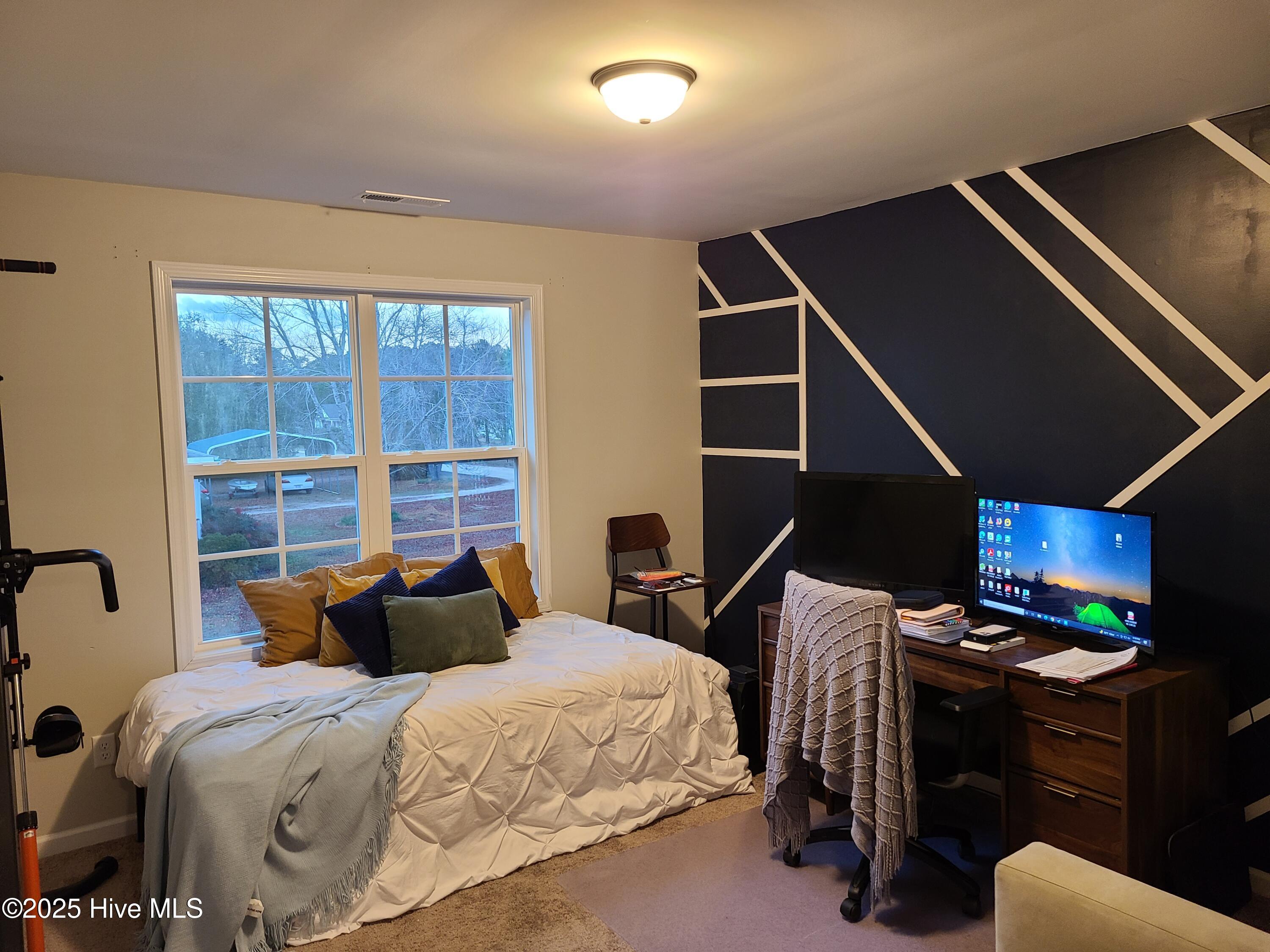 100540753 | Photo 13