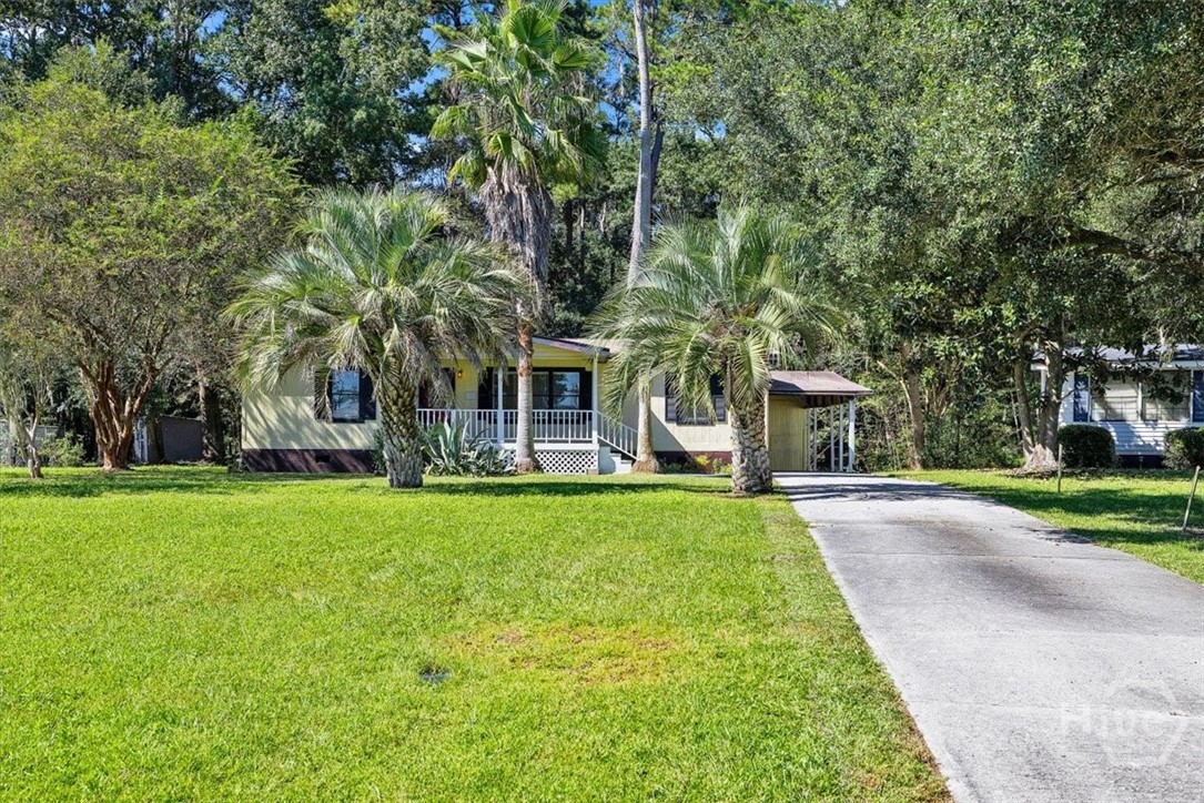 Photo 3 of Single family home for sale at 110 Zipperer Dr, Savannah, GA 31419 | MLS# SA366687 | Listing updated on 2026-10-22
