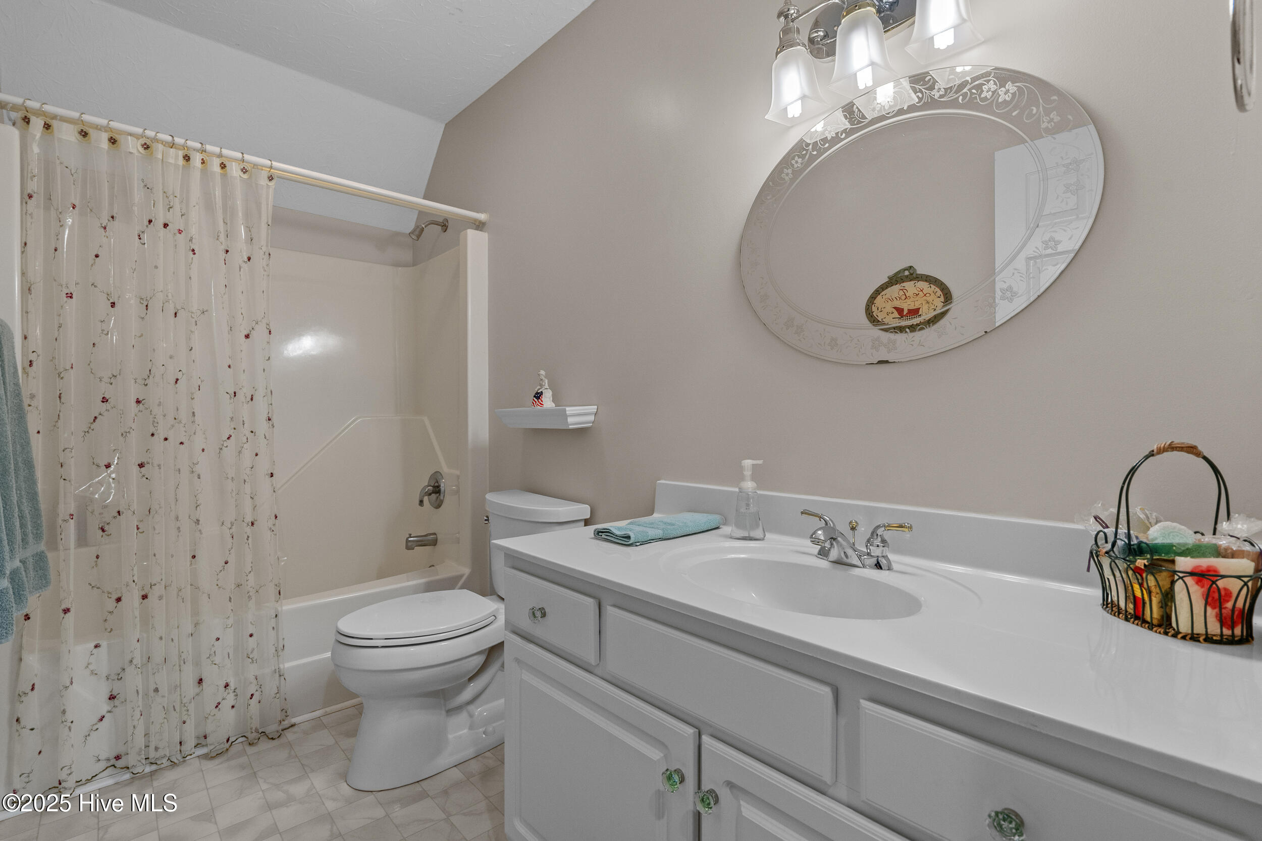 100508973 | Photo 41