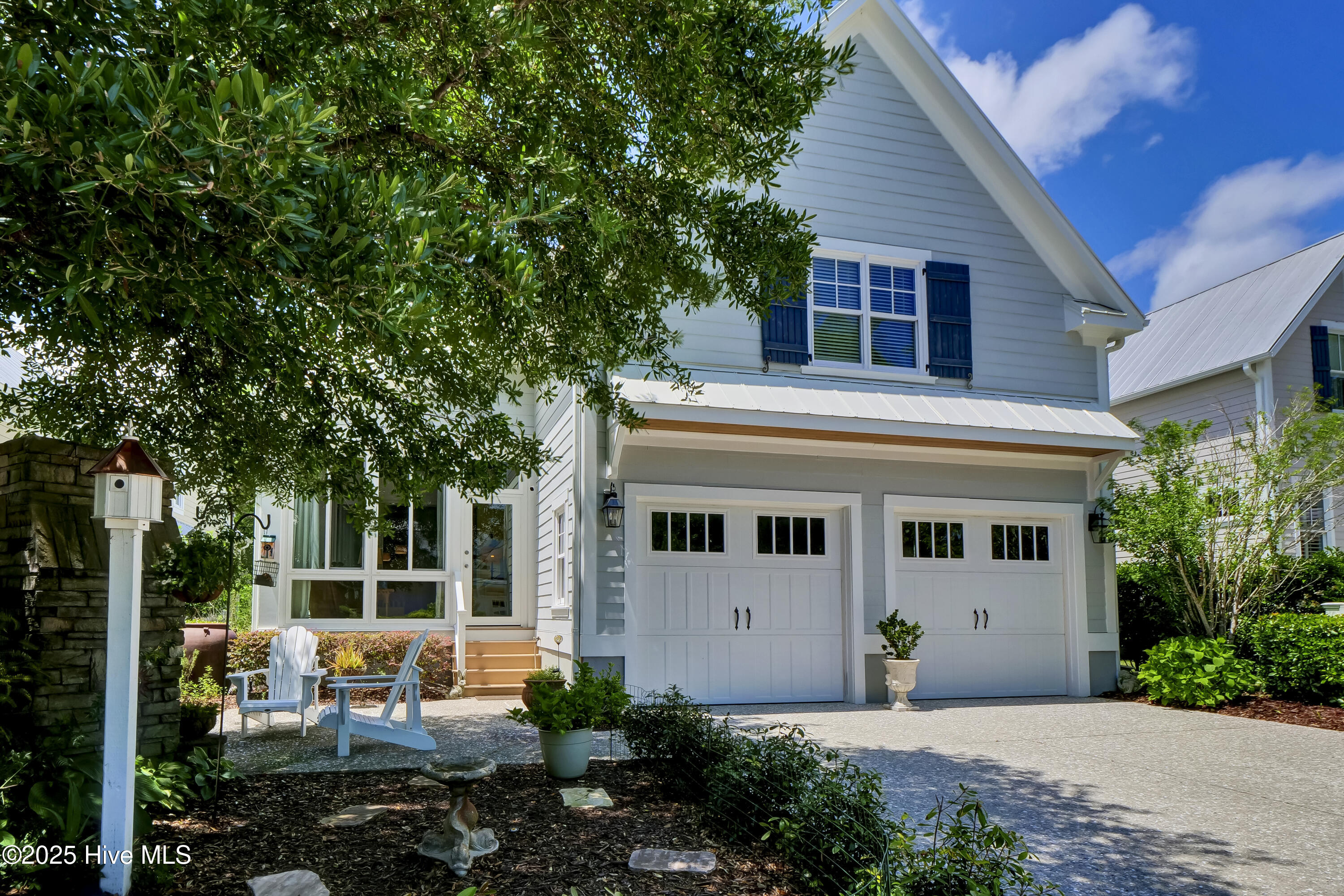 100505829 | Photo 25