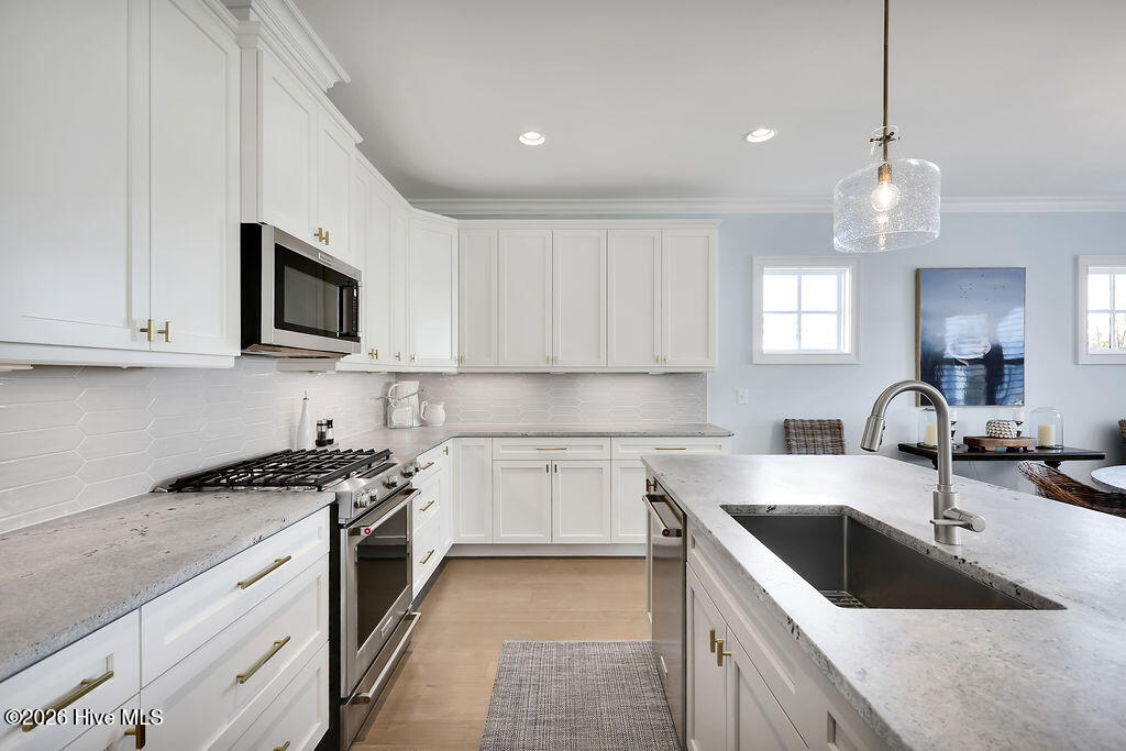 100553460 | Photo 20