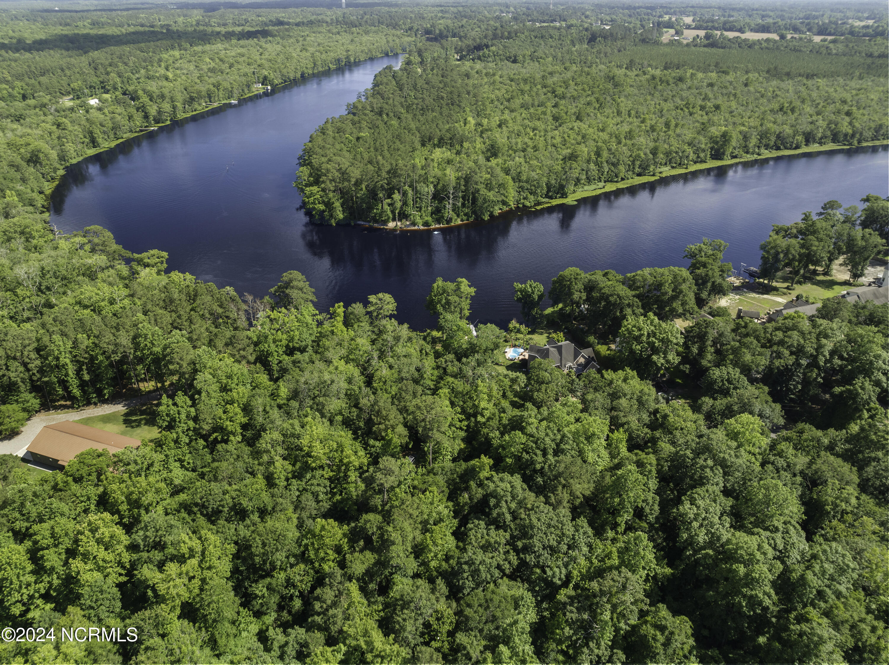 100524408 | Photo 18