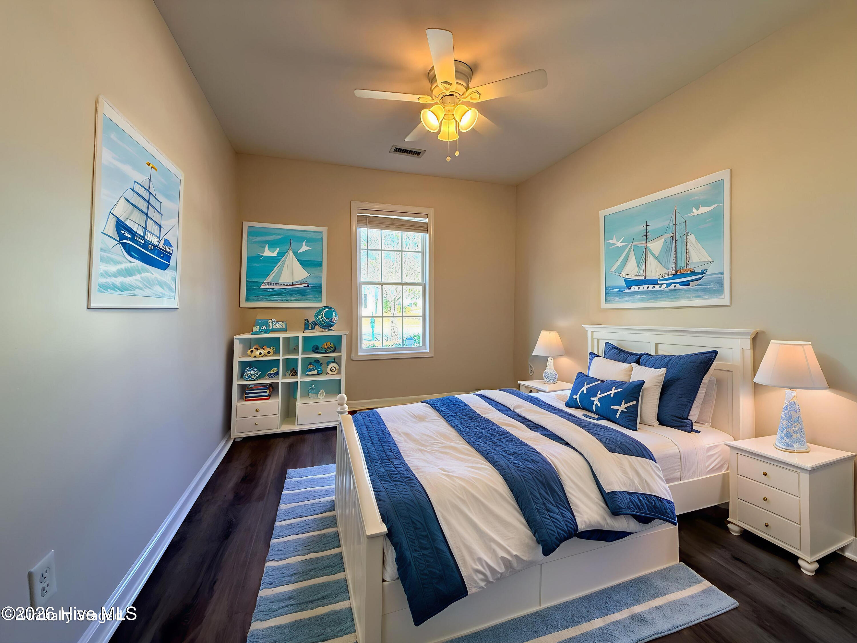 100550775 | Photo 12