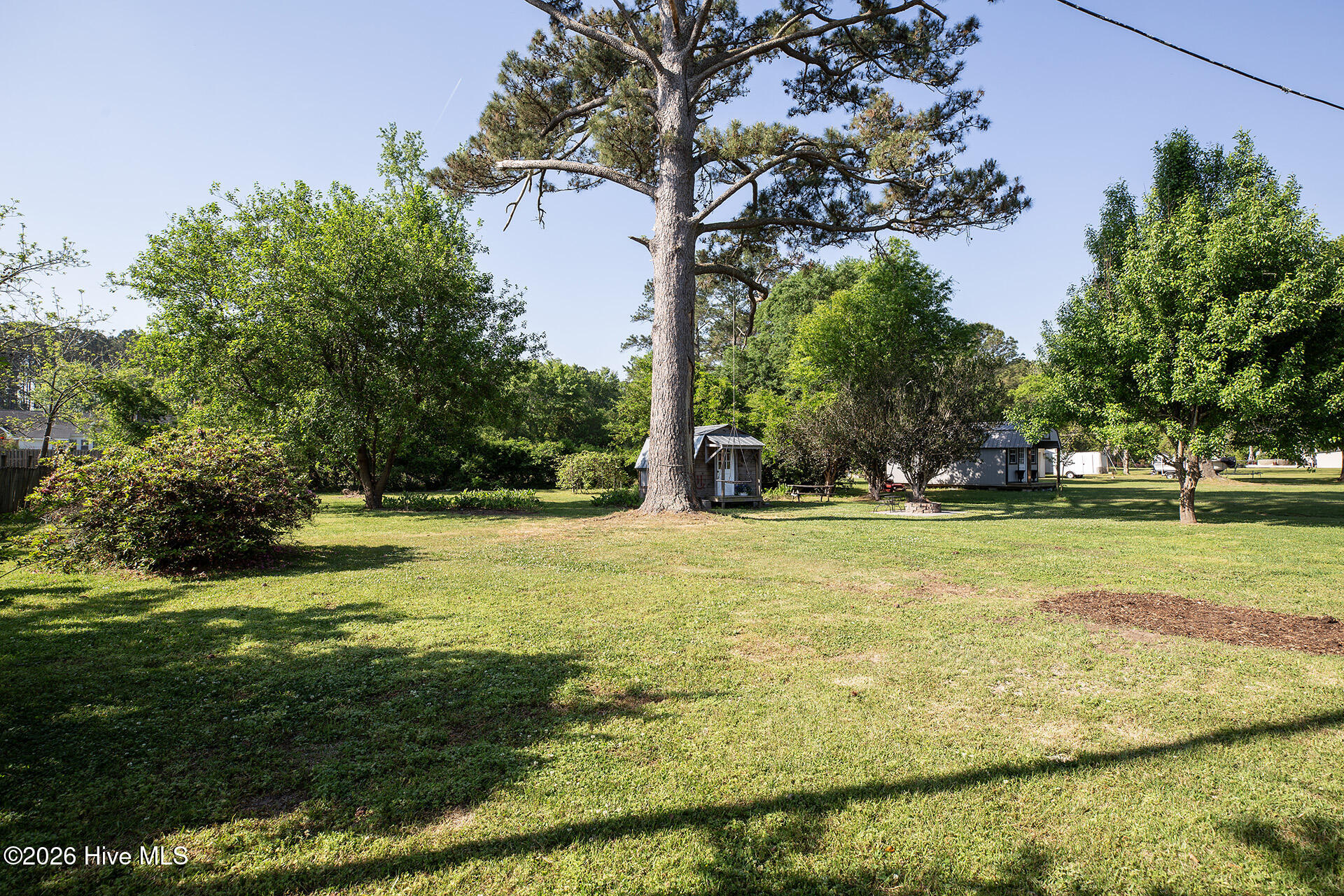 100567533 | Photo 33