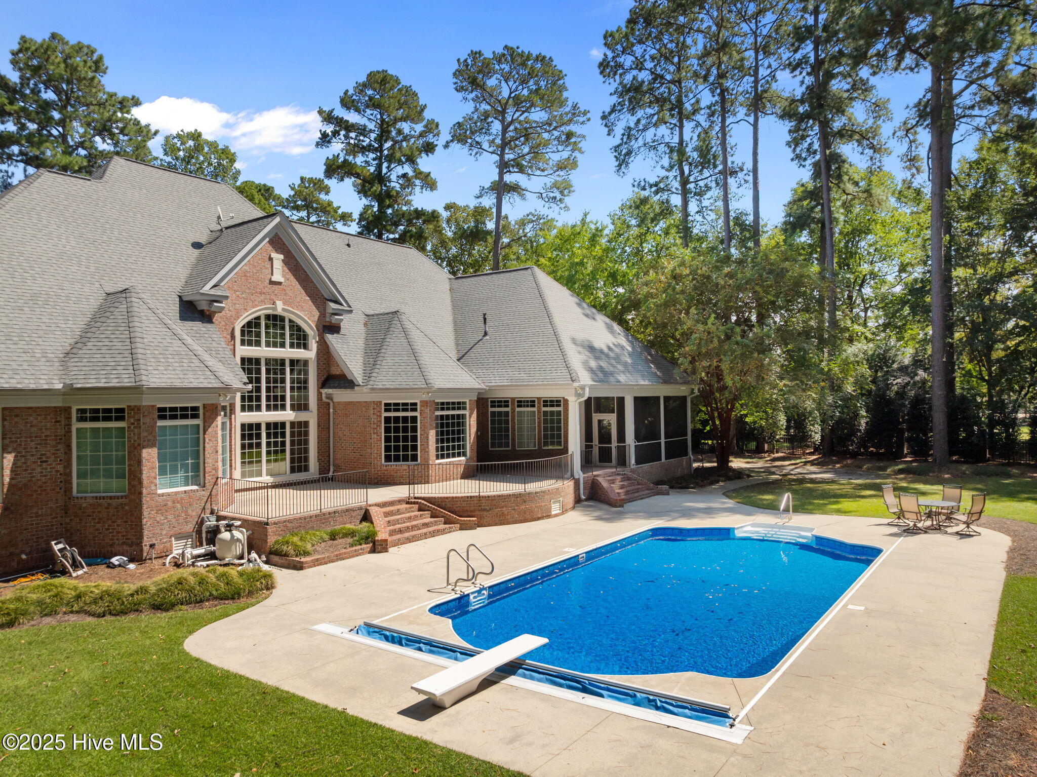 64-web-or-mls-DJI_0018