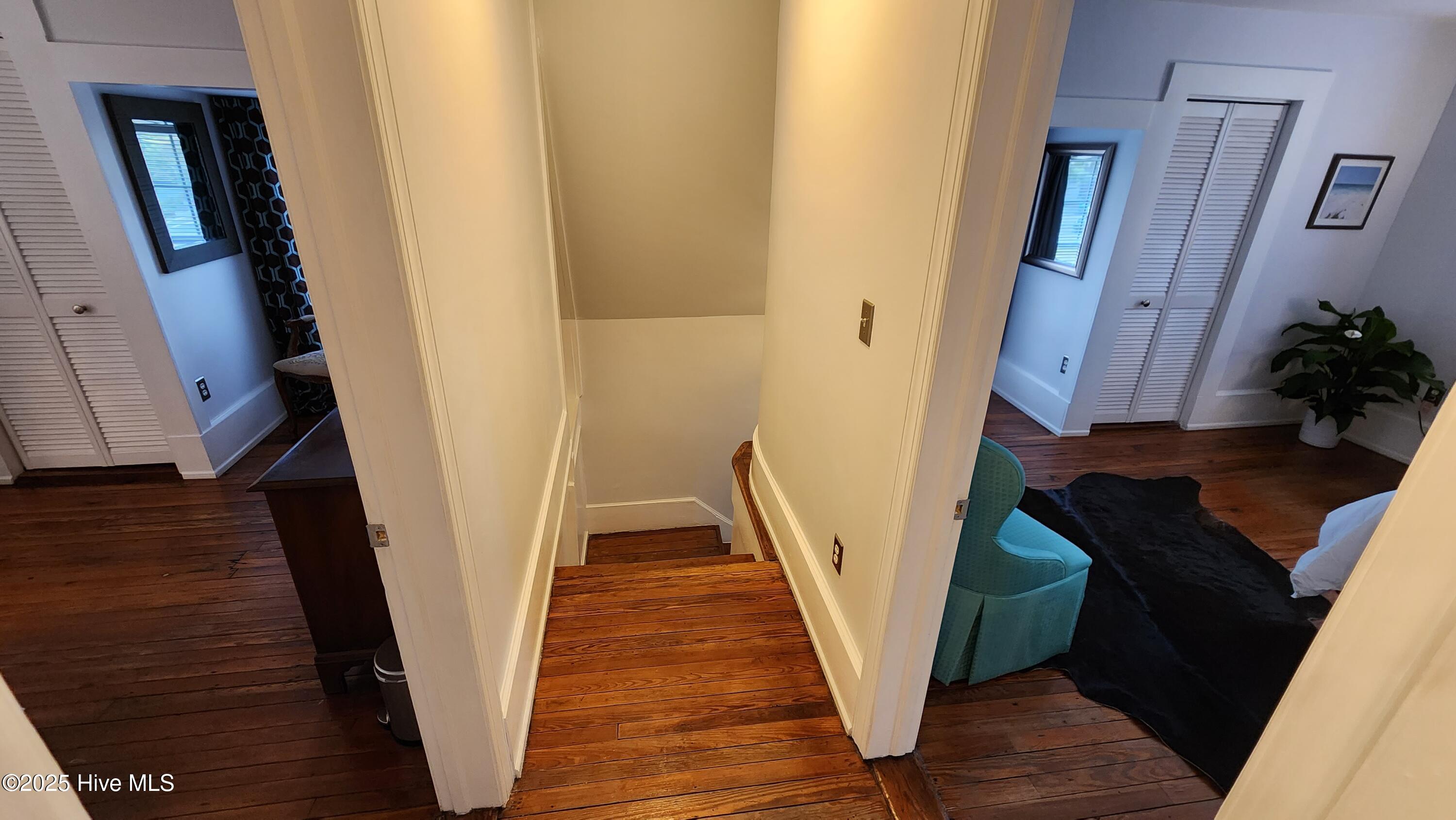 100543884 | Photo 26