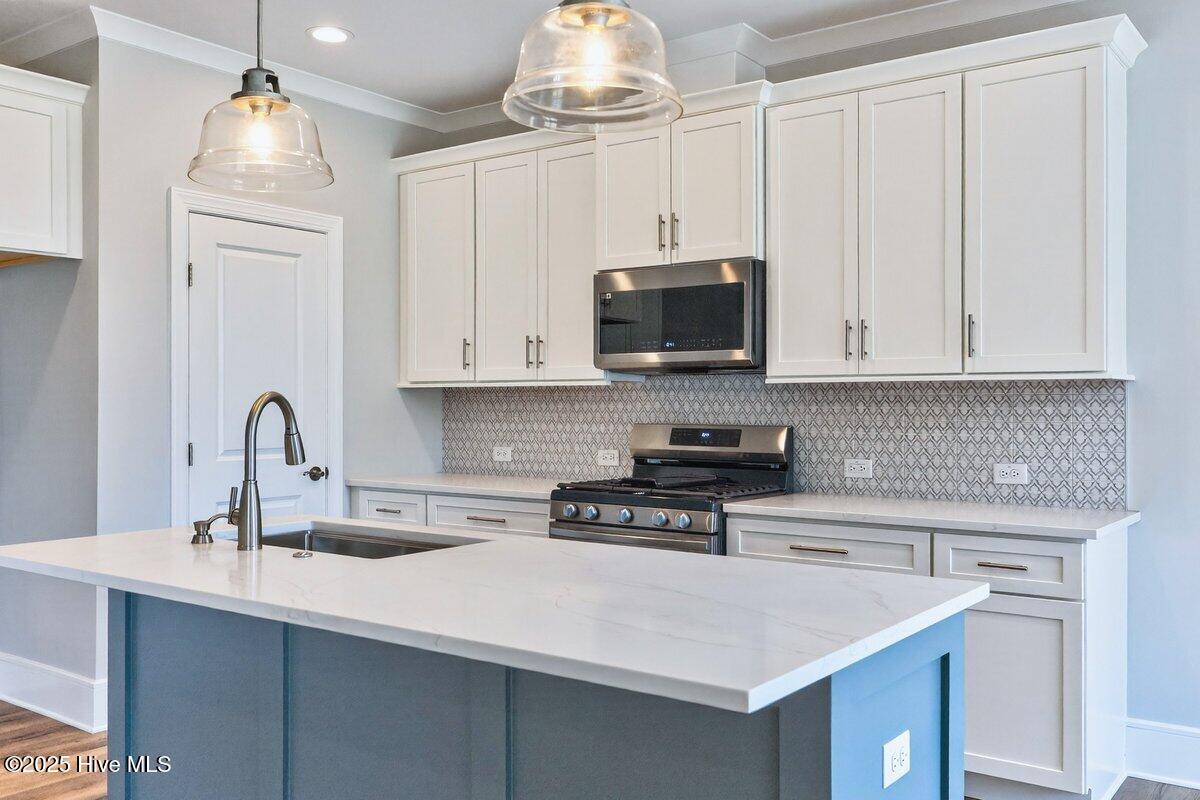 100500099 | Photo 33