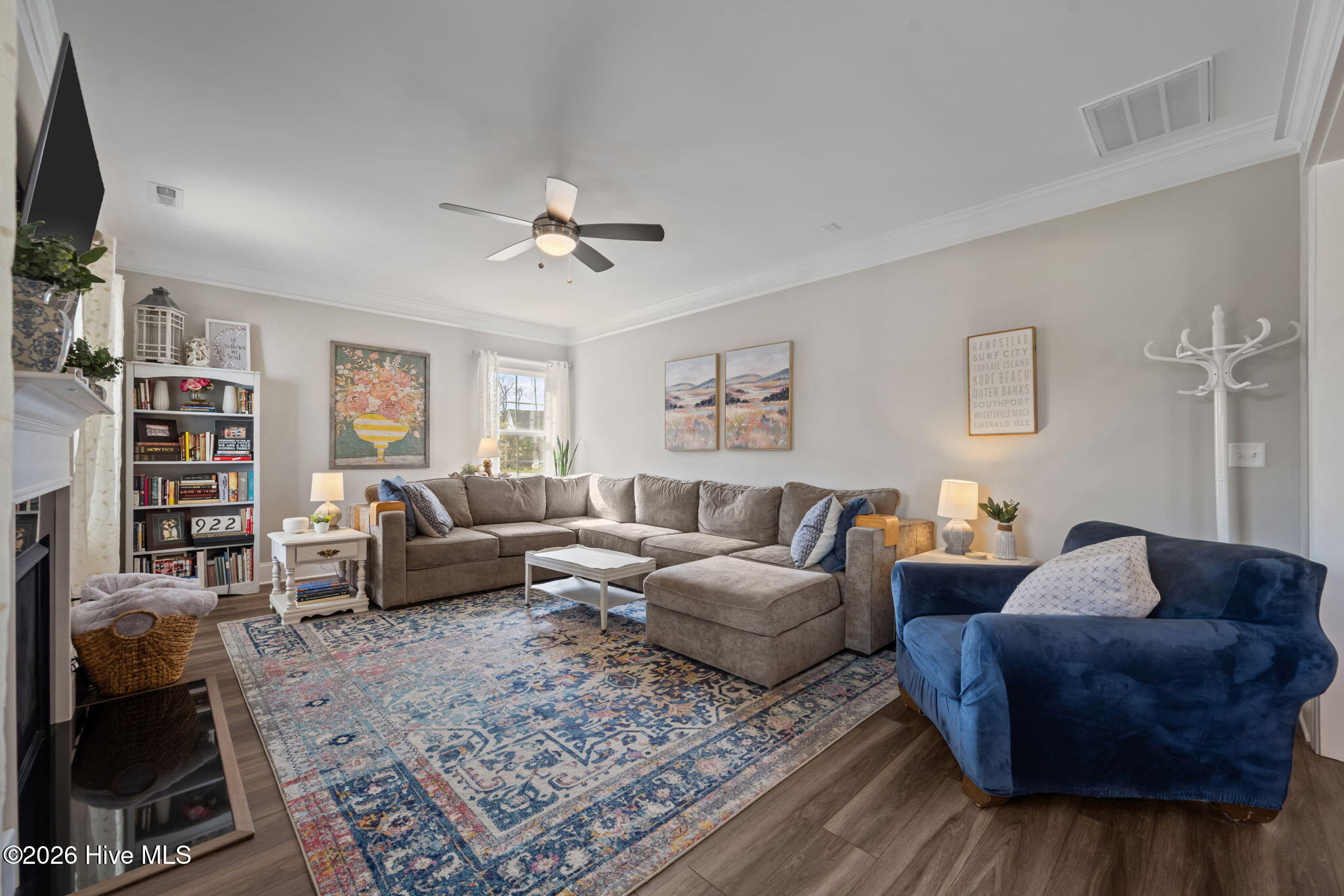 100564361 | Photo 25