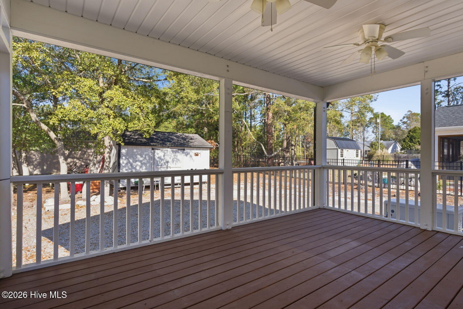 100555280 | Photo 37