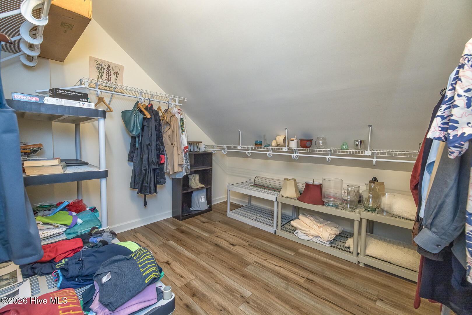 100550296 | Photo 54