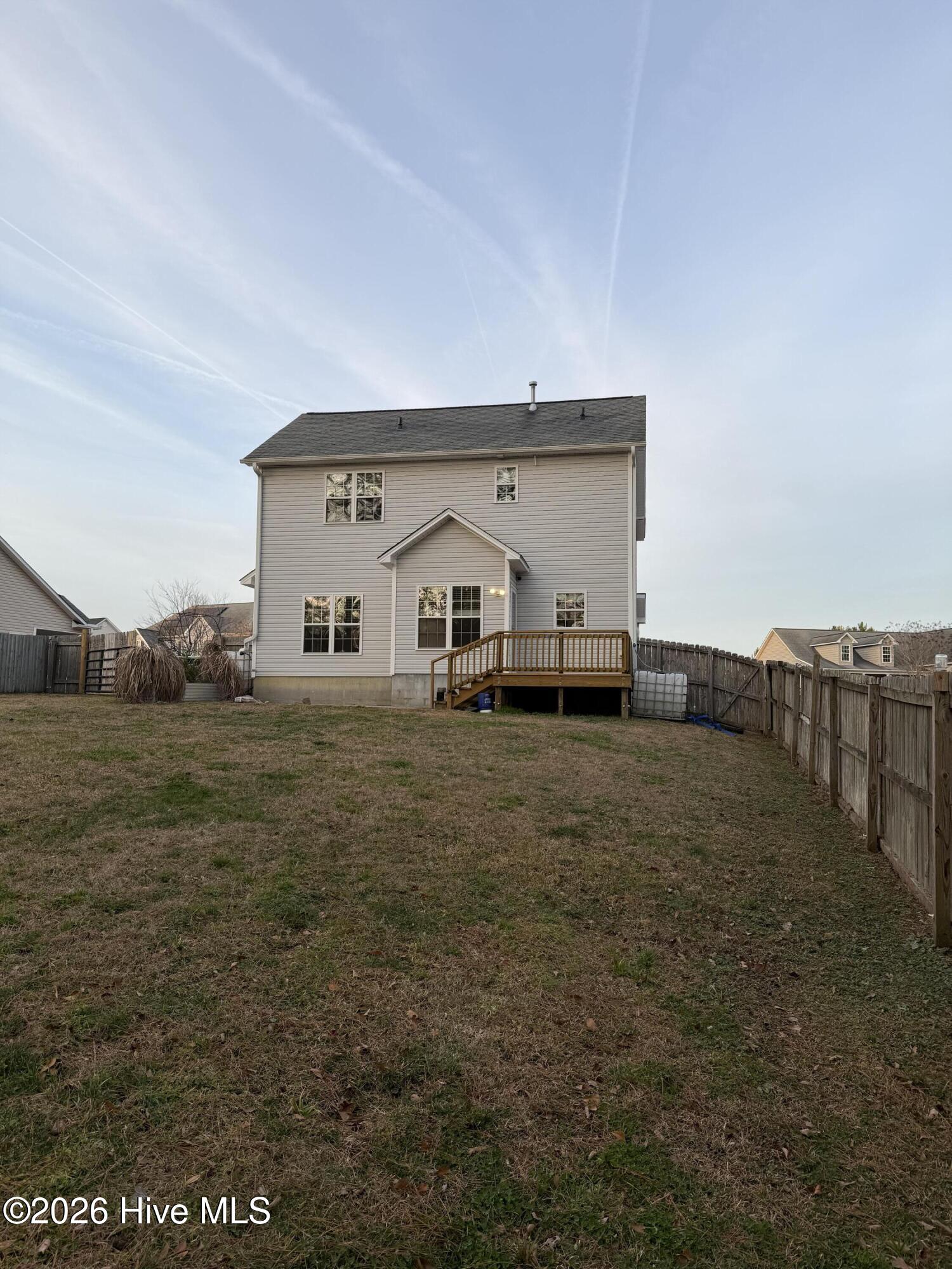 100546488 | Photo 27