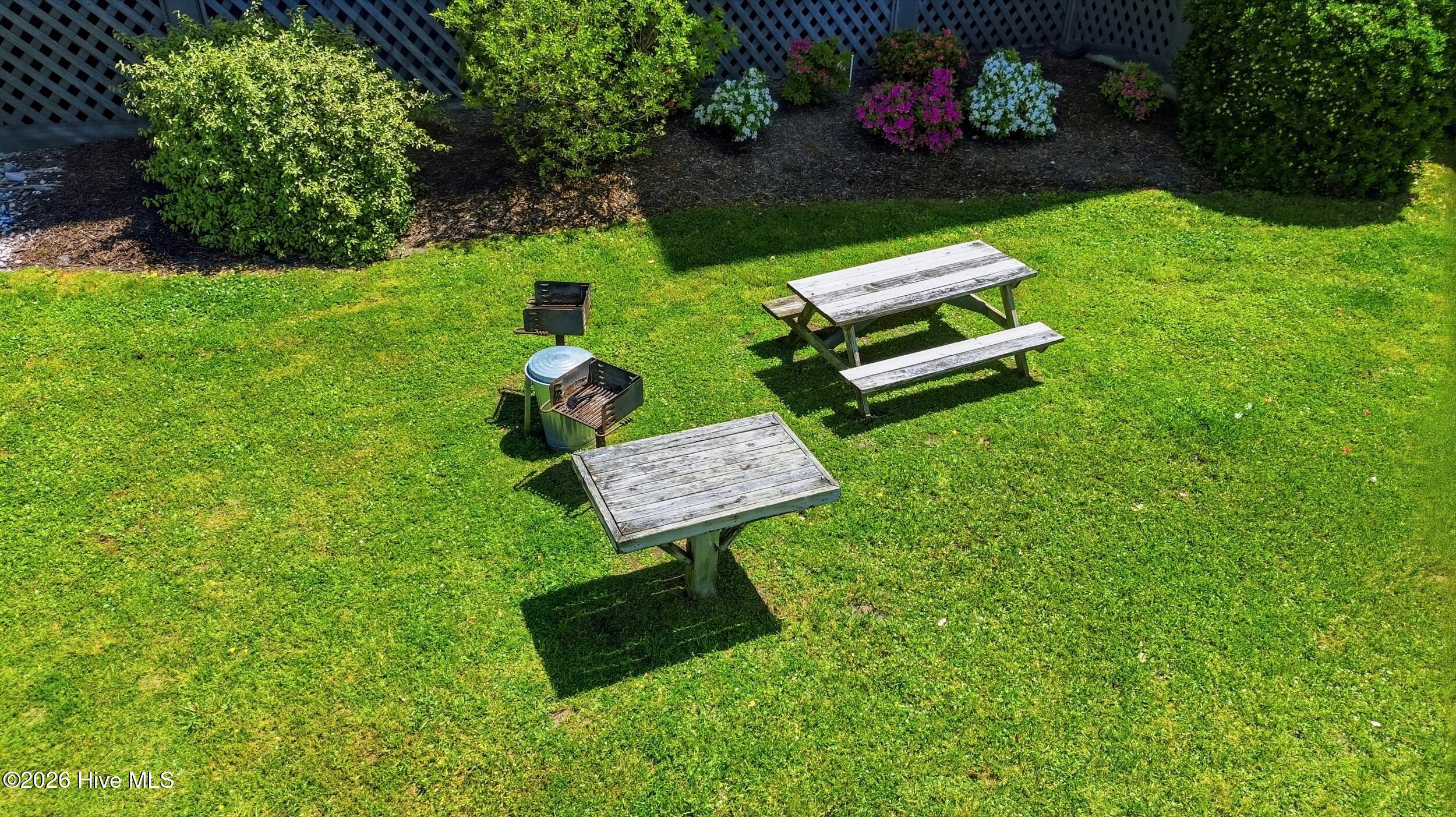 100569136 | Photo 29