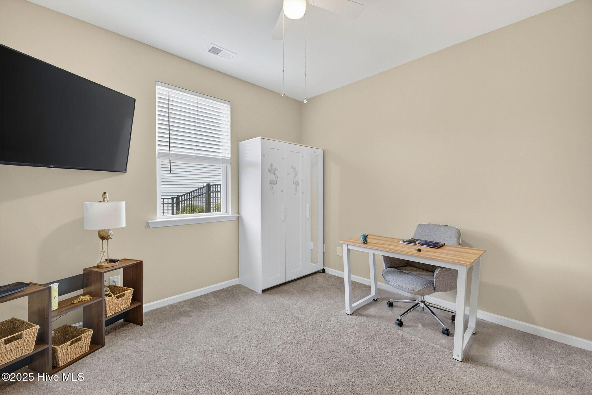 100543614 | Photo 27