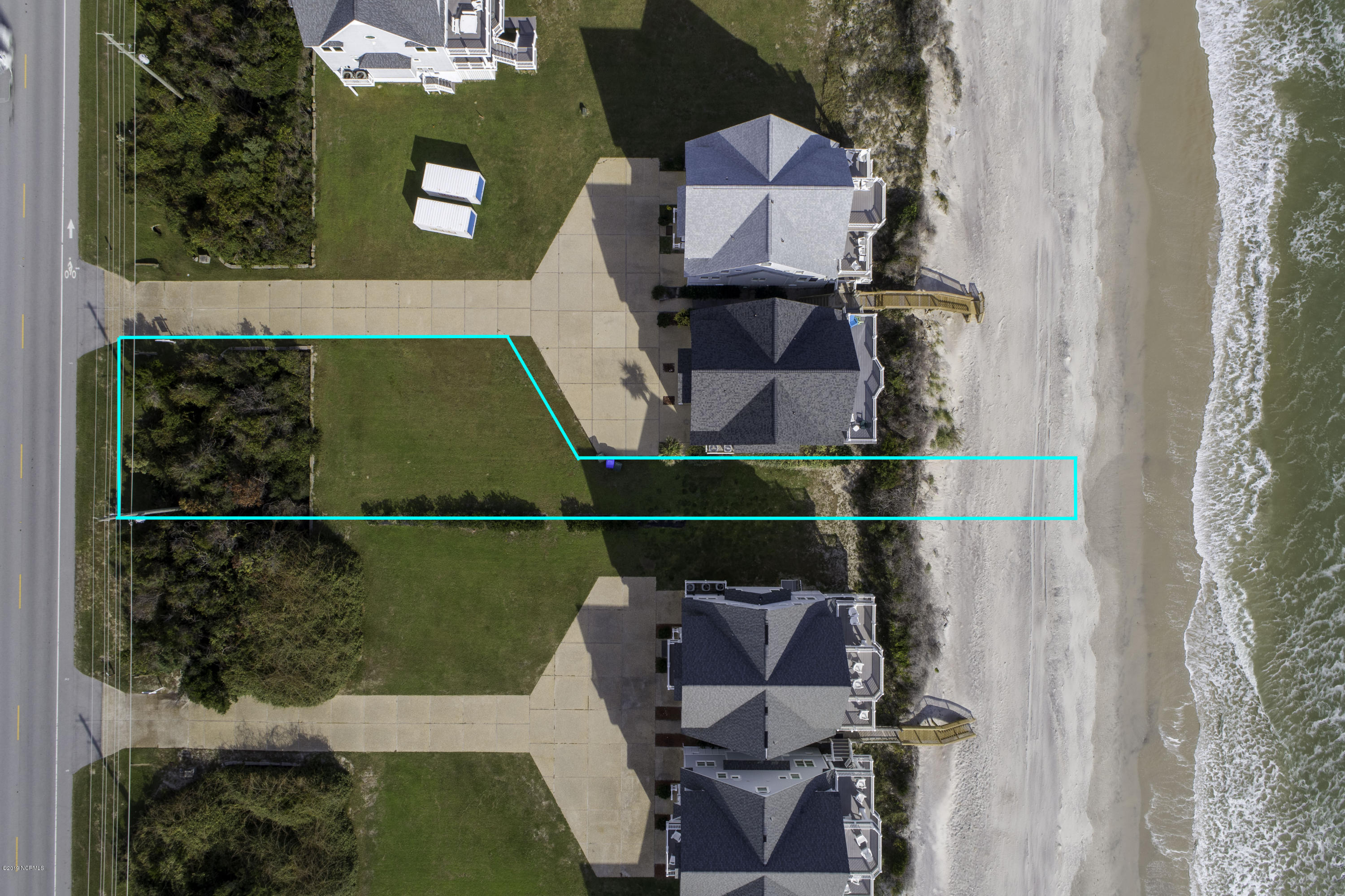 100568225 | Photo 15