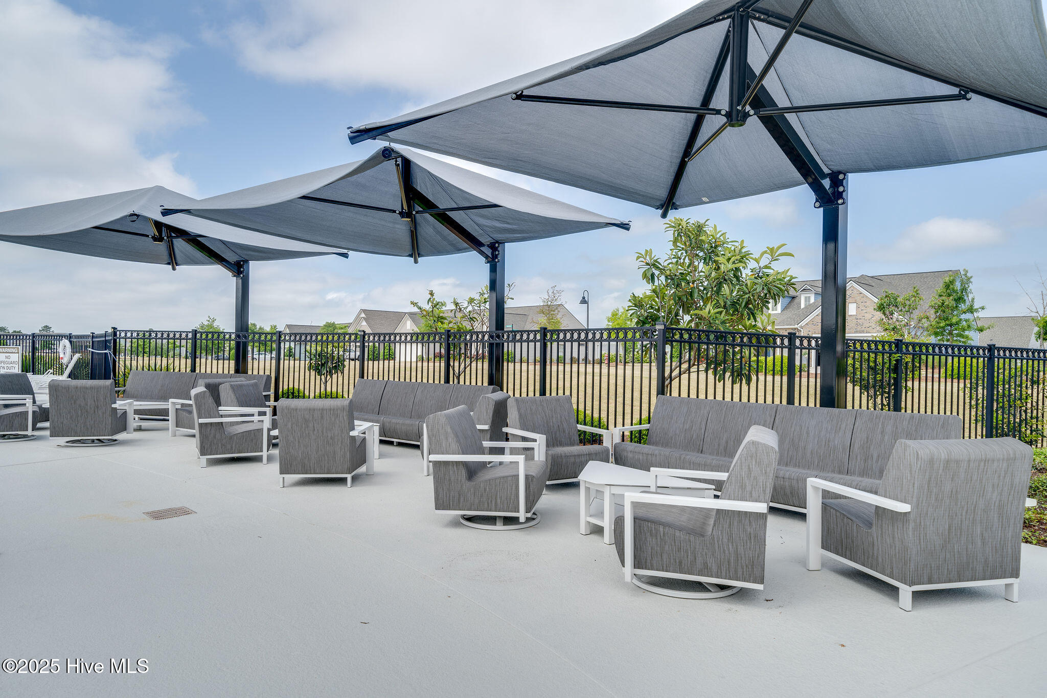 100522757 | Photo 53