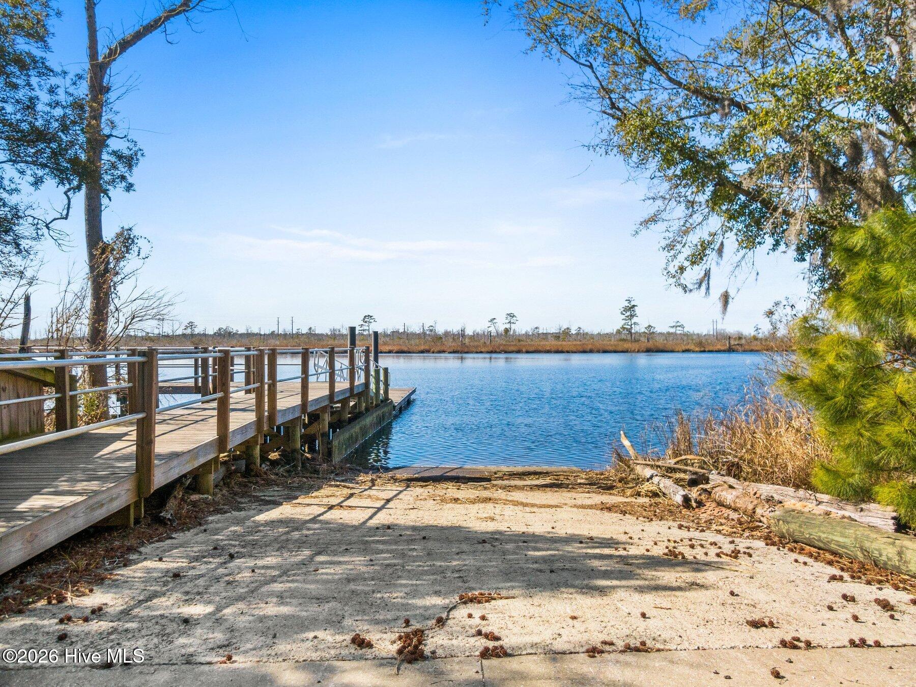 100553656 | Photo 47