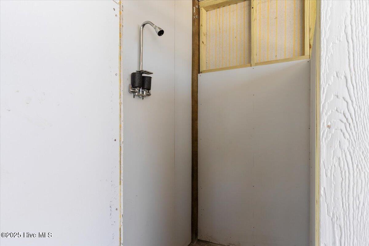 100531414 | Photo 92