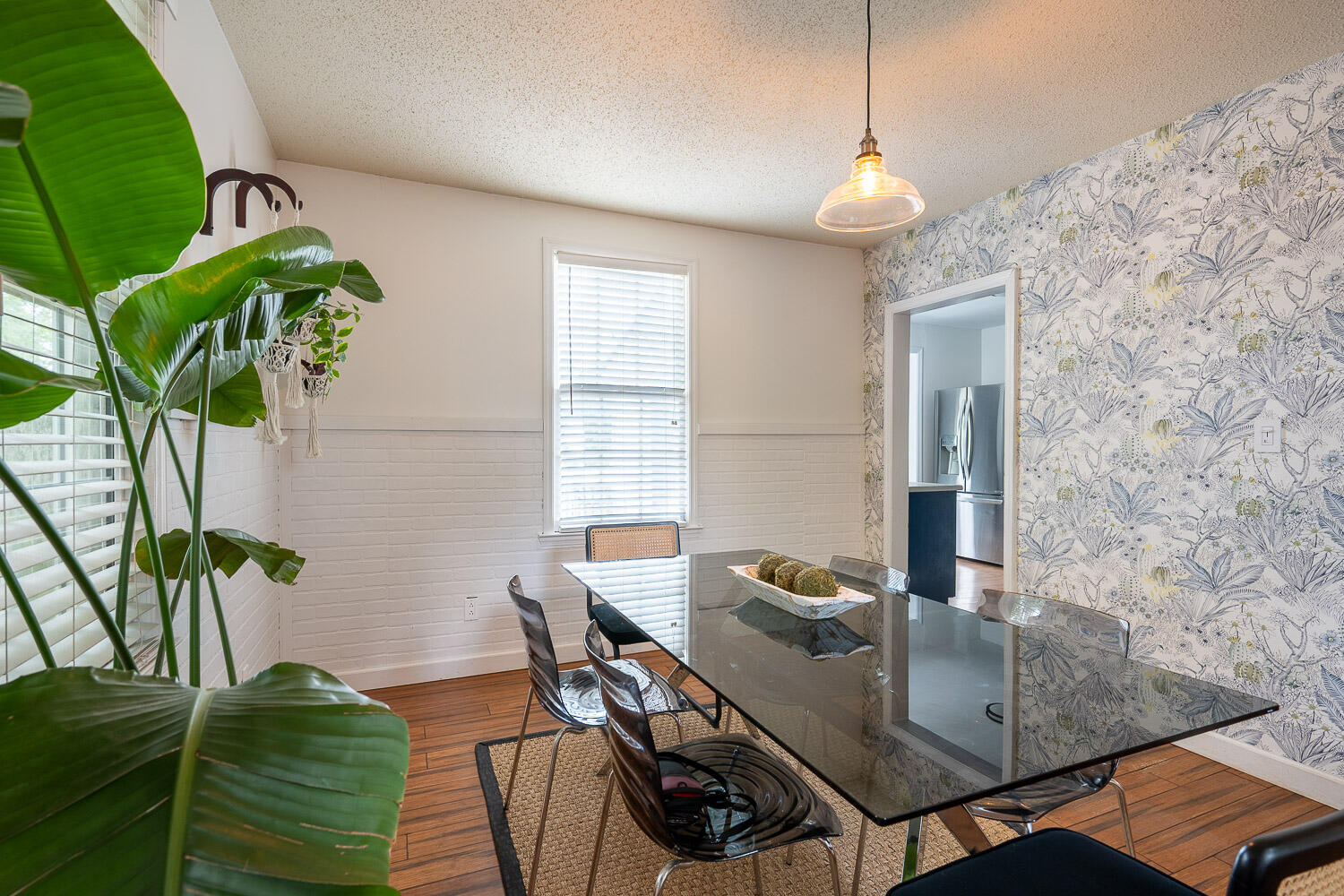 1752 Kissingbower-MLS-11