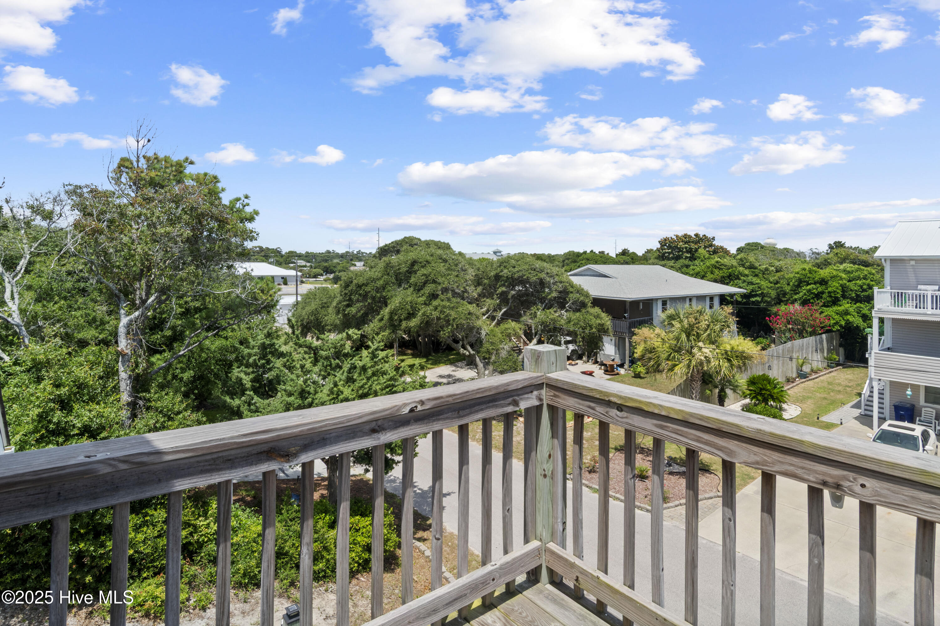 100520173 | Photo 59