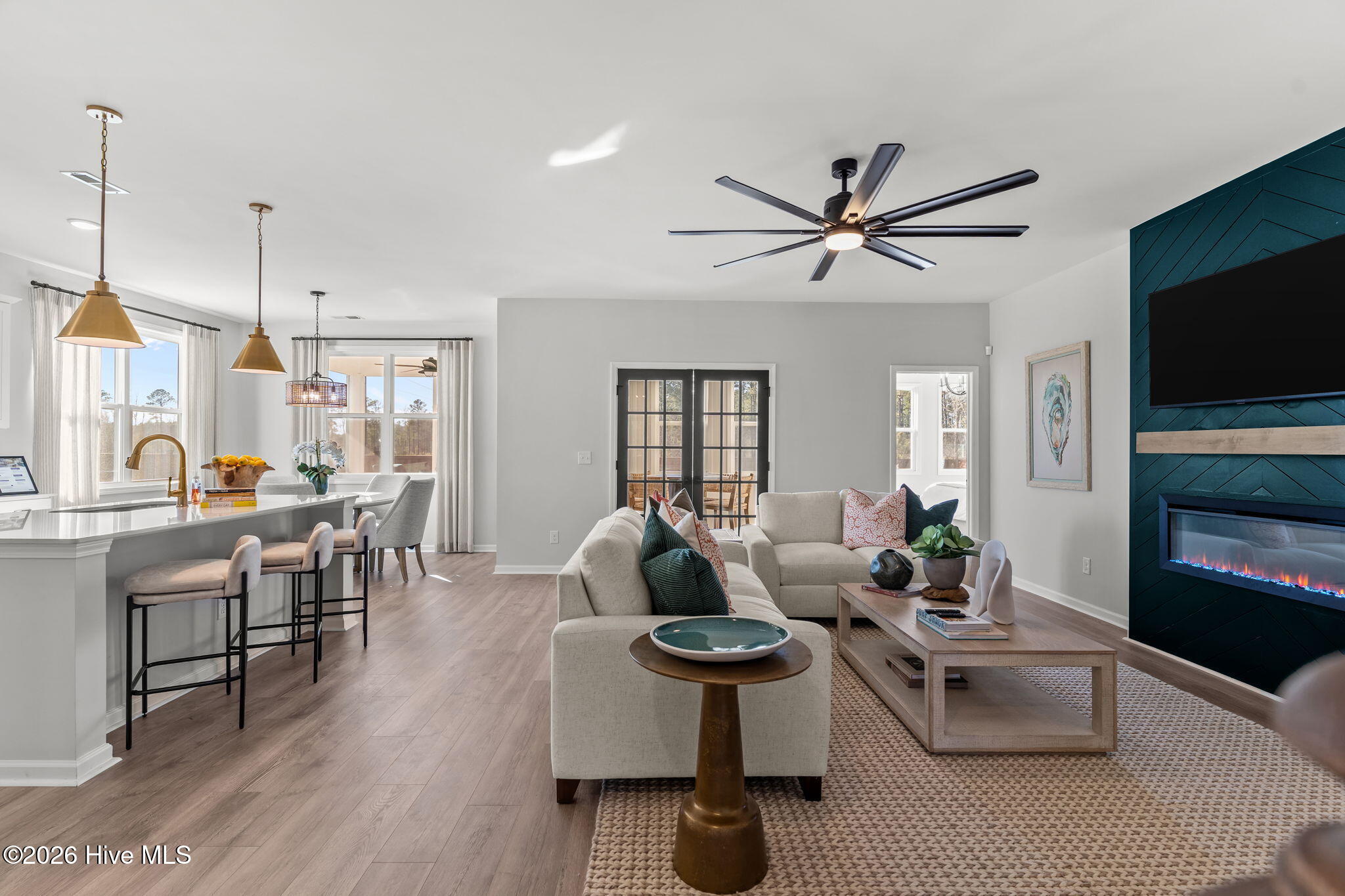 100516667 | Photo 17