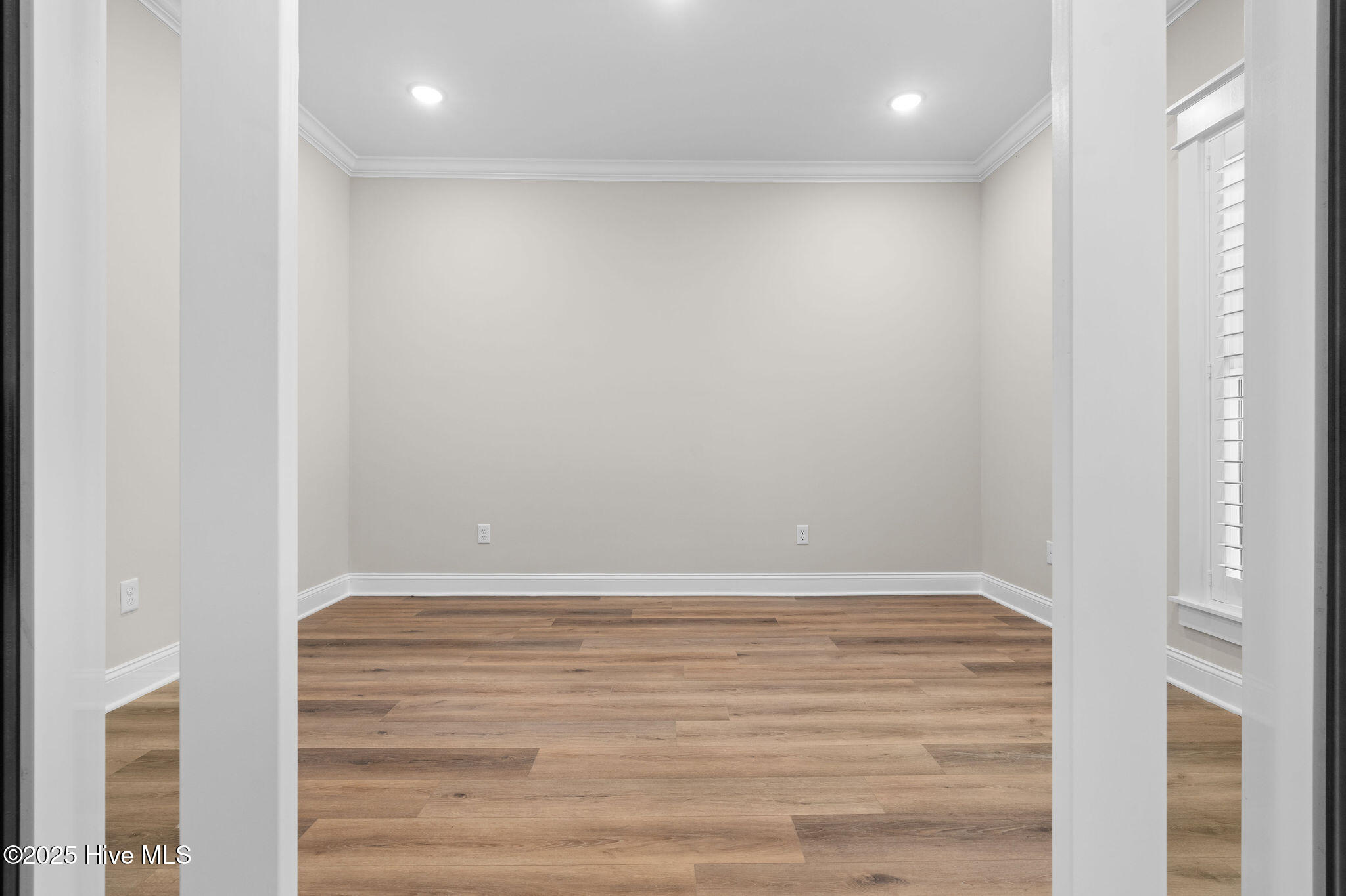 100524622 | Photo 10