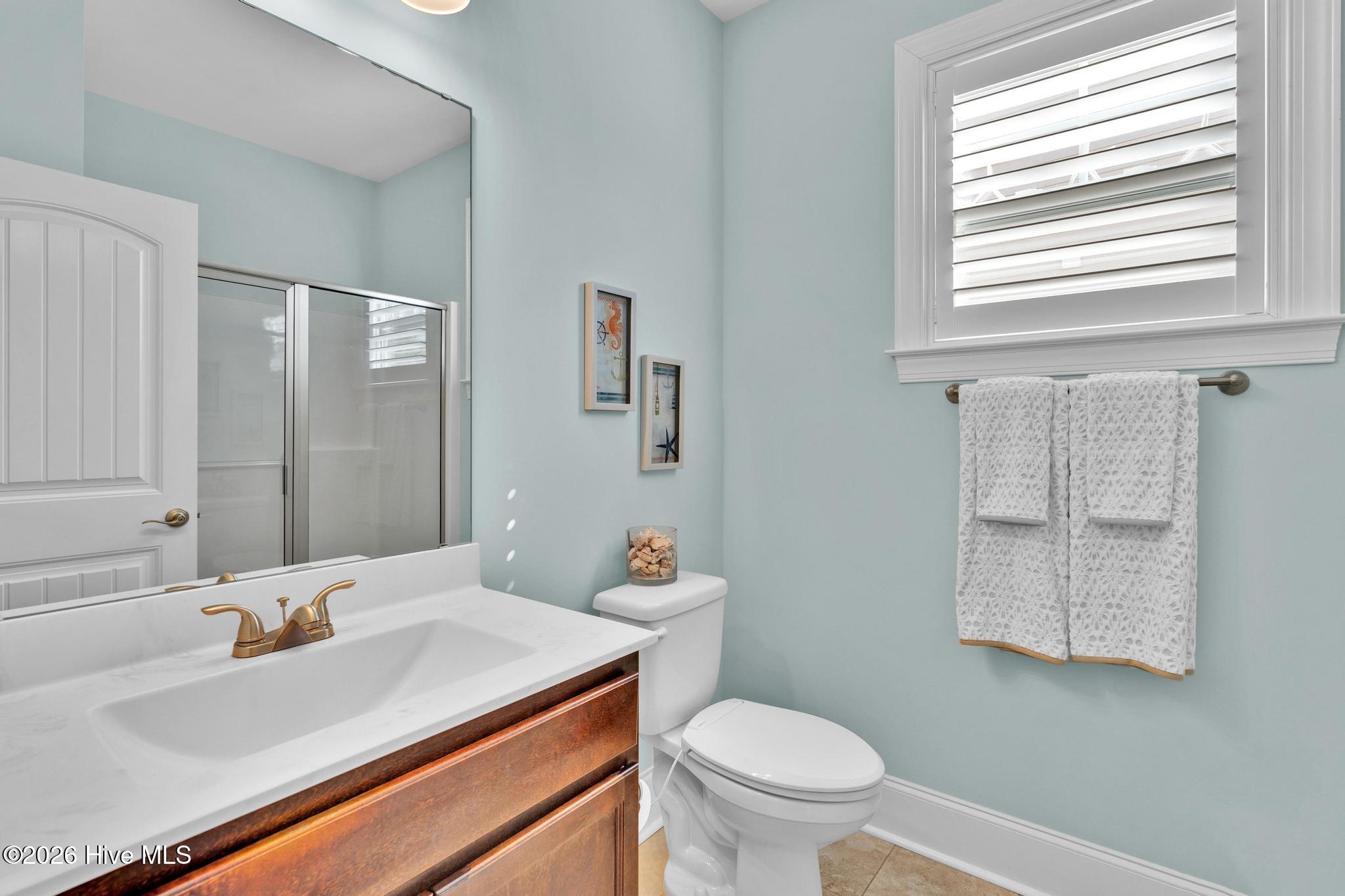 100554312 | Photo 28