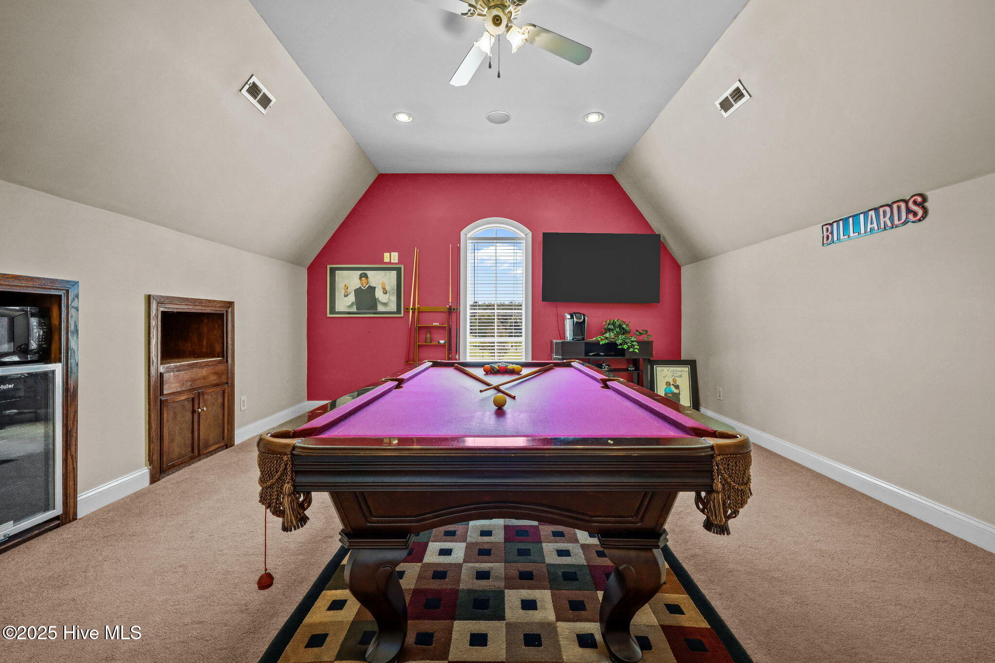 100529119 | Photo 42