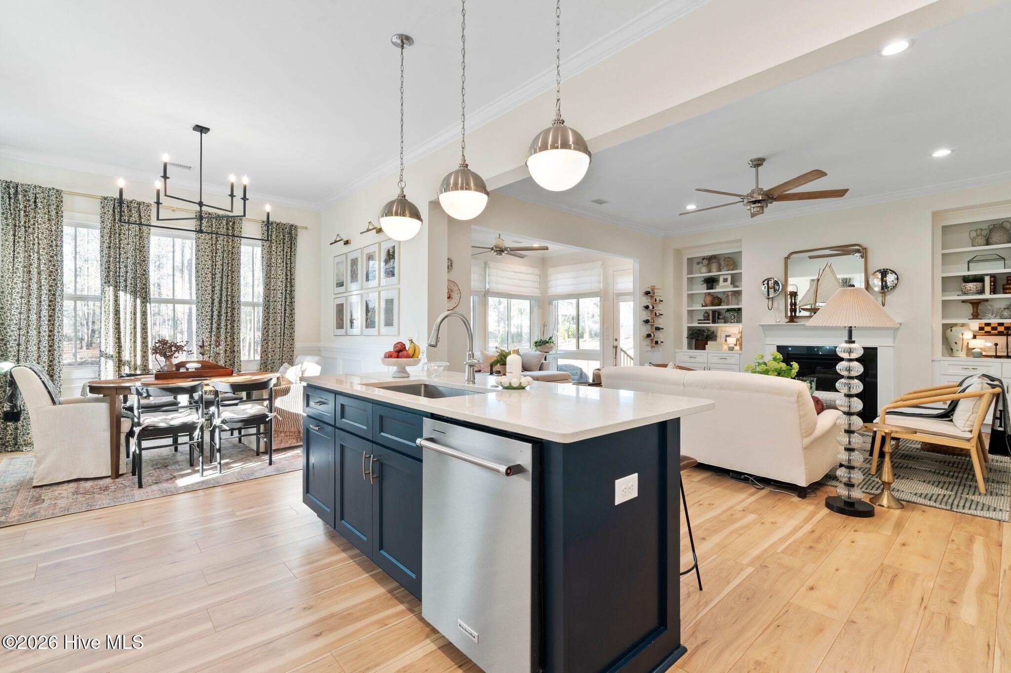 100551668 | Photo 32