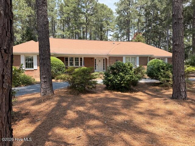33 Shadow, Whispering Pines, North Carolina, 3 Rooms Rooms,2 BathroomsBathrooms,Single family residence,For sale,Shadow,100580419 33 Shadow, Whispering Pines, North Carolina, 3 Rooms Rooms,2 BathroomsBathrooms,Single family residence,For sale,Shadow,100580419